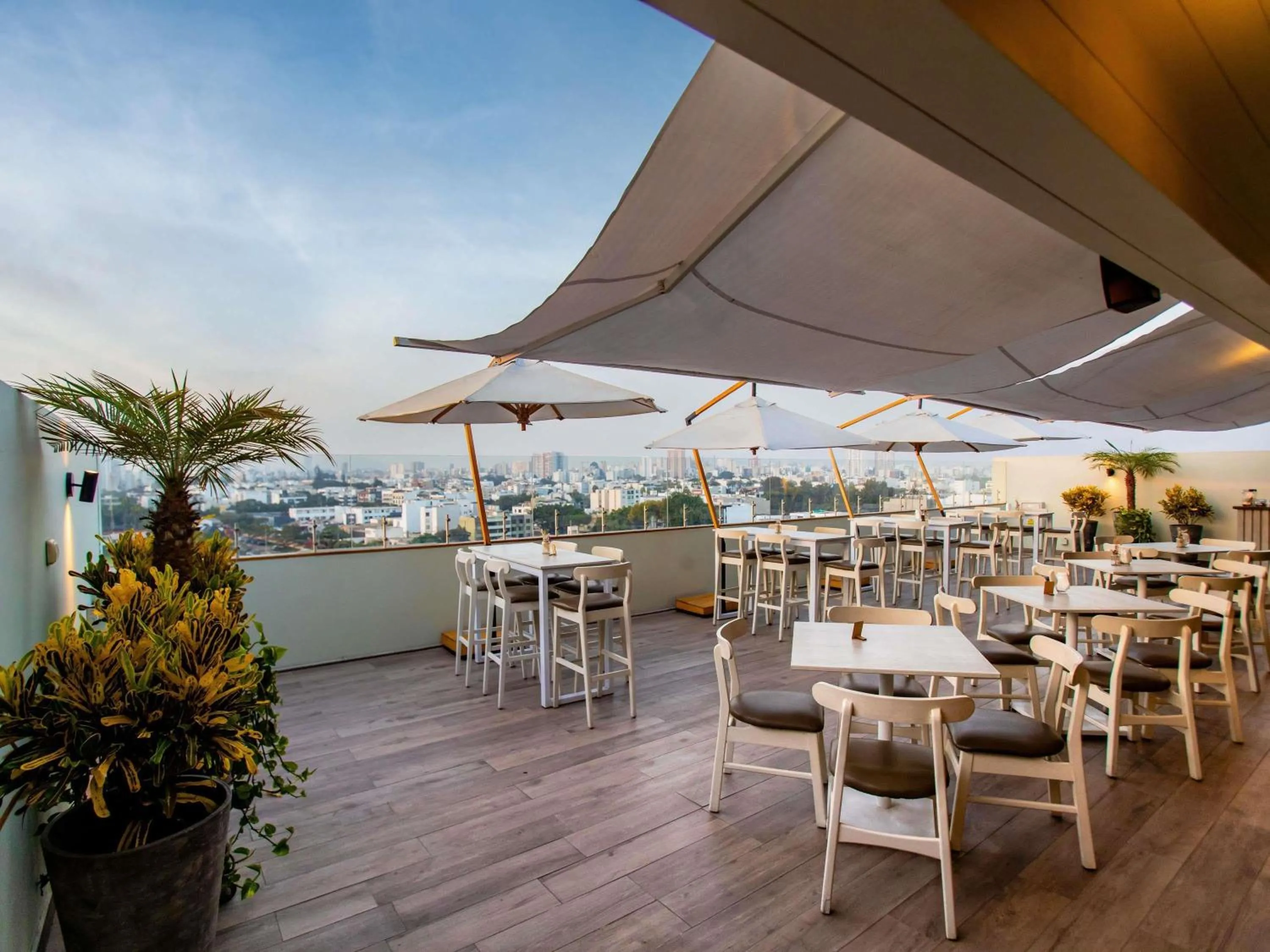 Lounge or bar in ibis Styles Lima Benavides Miraflores