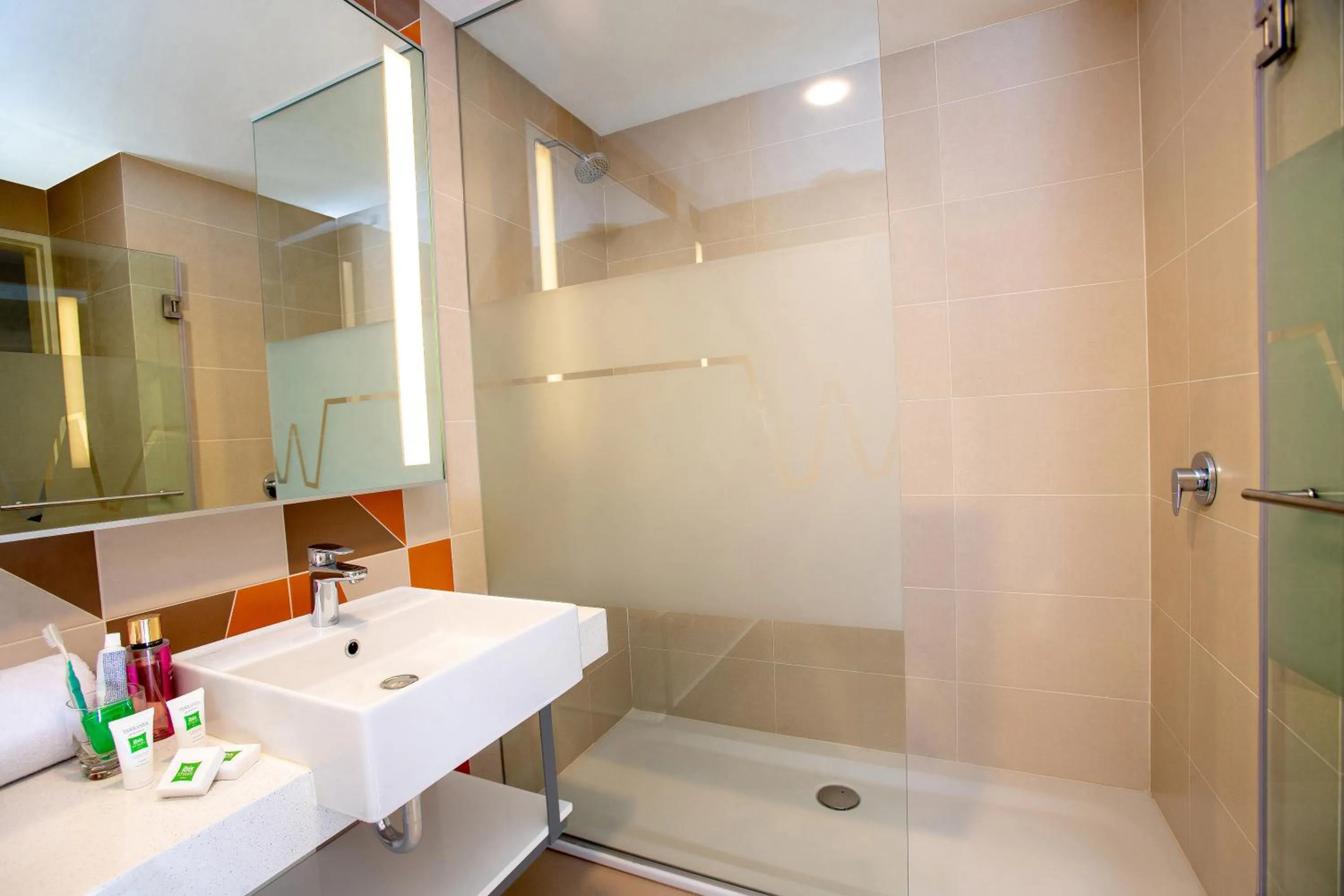 Bathroom in ibis Styles Lima Benavides Miraflores