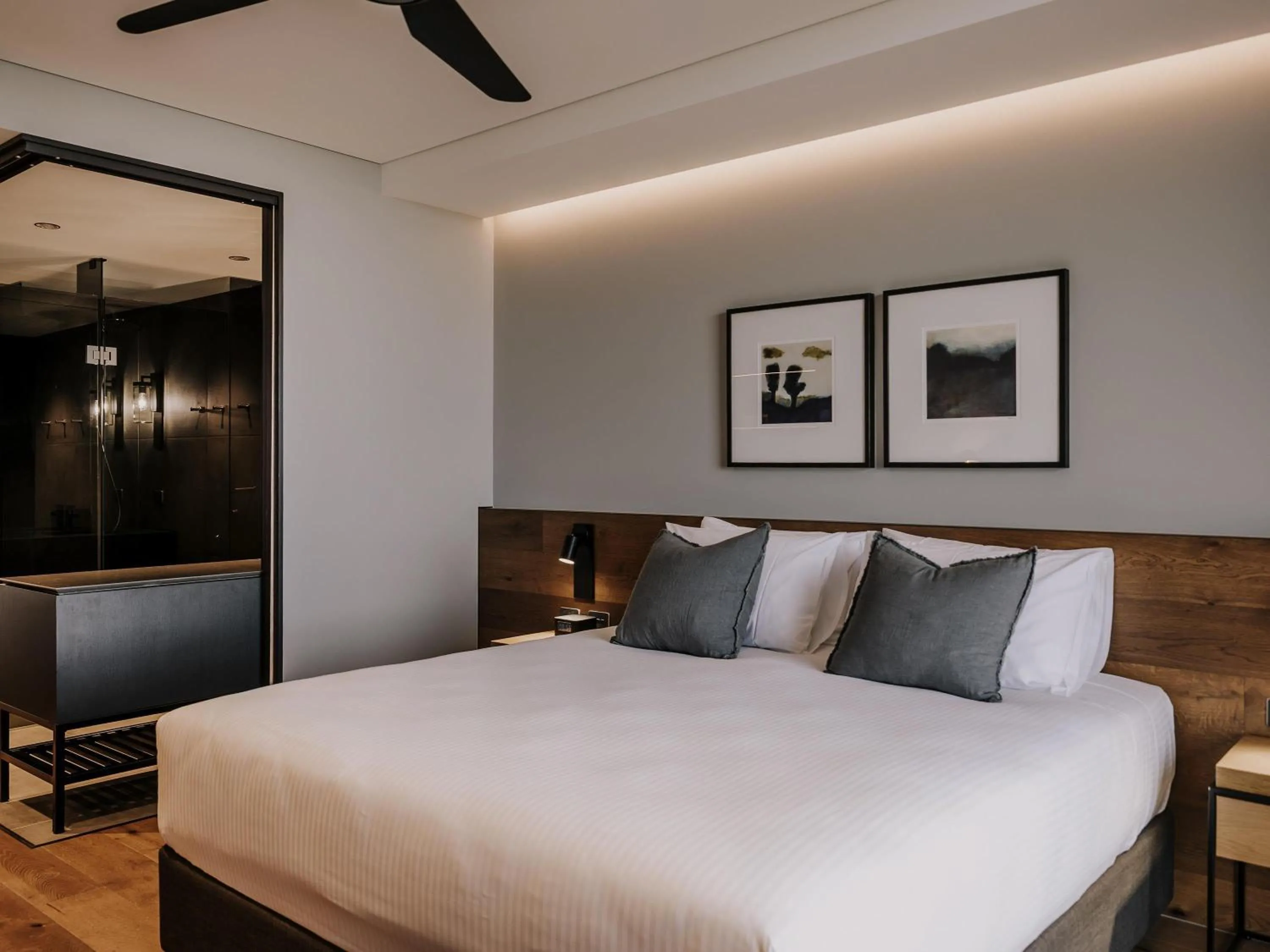 Bedroom, Bed in The Sebel Yarrawonga Silverwoods