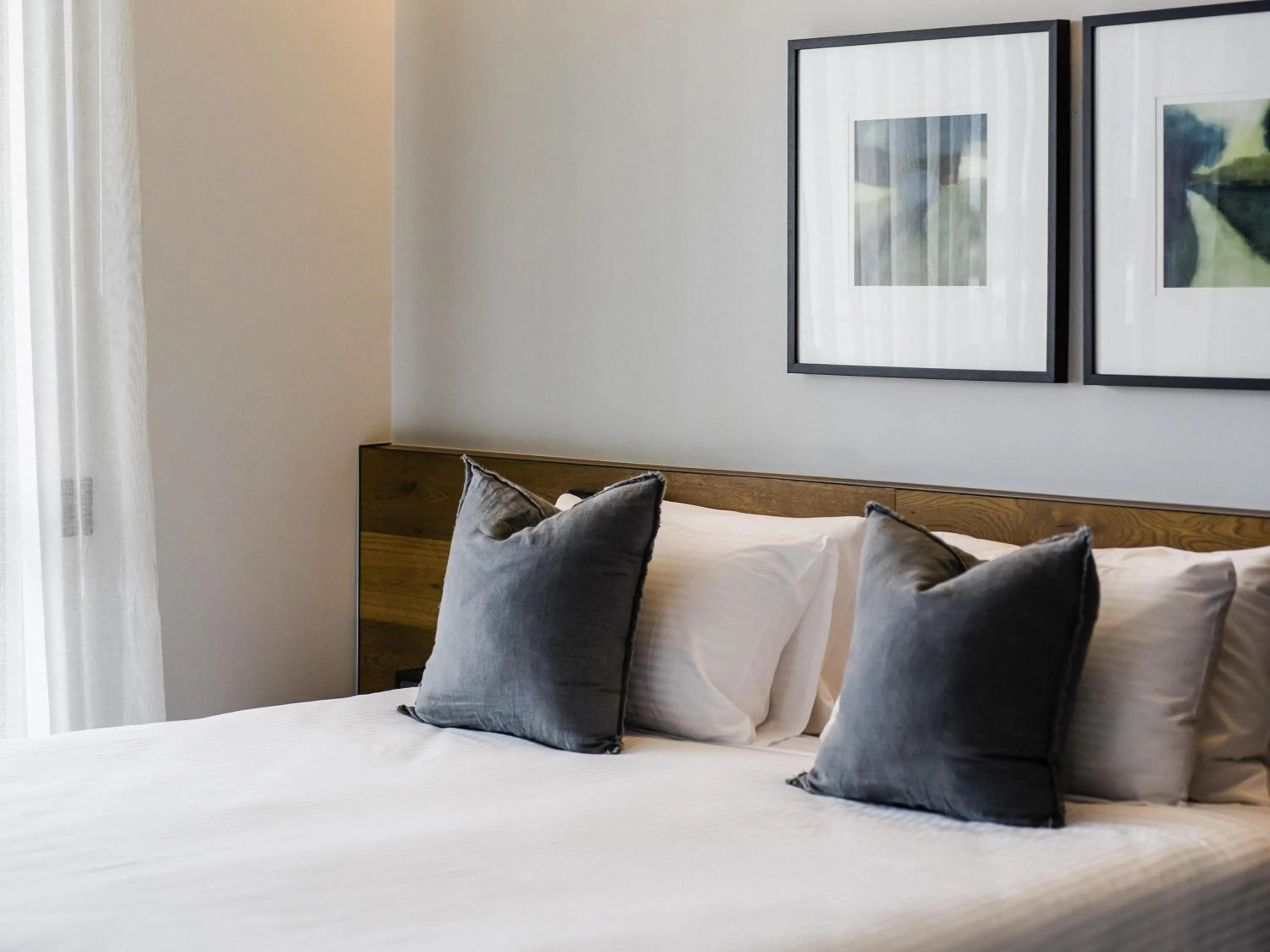 Bedroom, Bed in The Sebel Yarrawonga Silverwoods