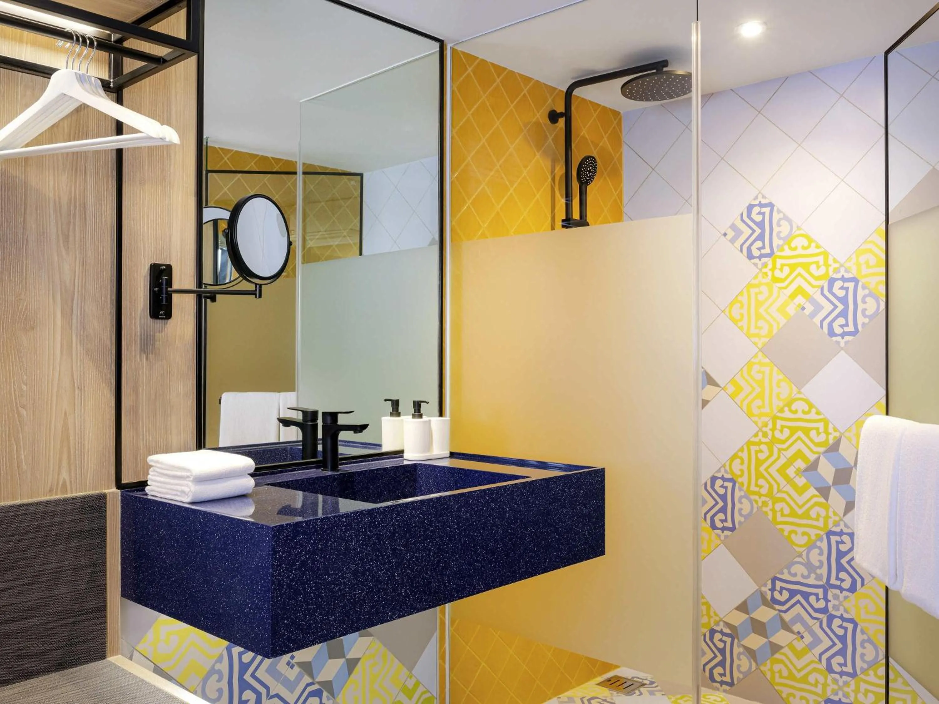 Bedroom in ibis Styles Bangkok Silom