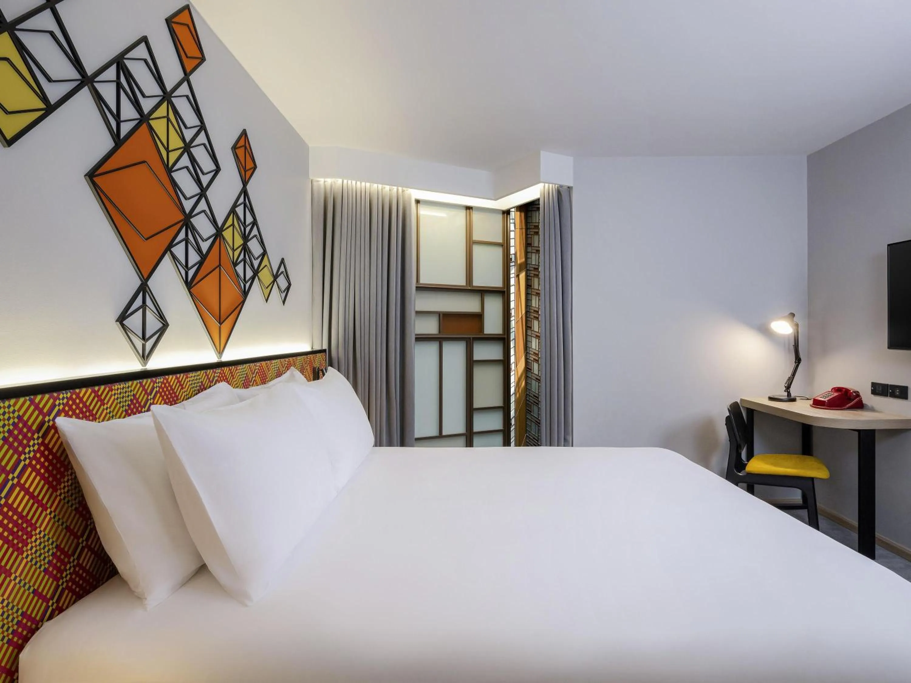 Bedroom, Bed in ibis Styles Bangkok Silom