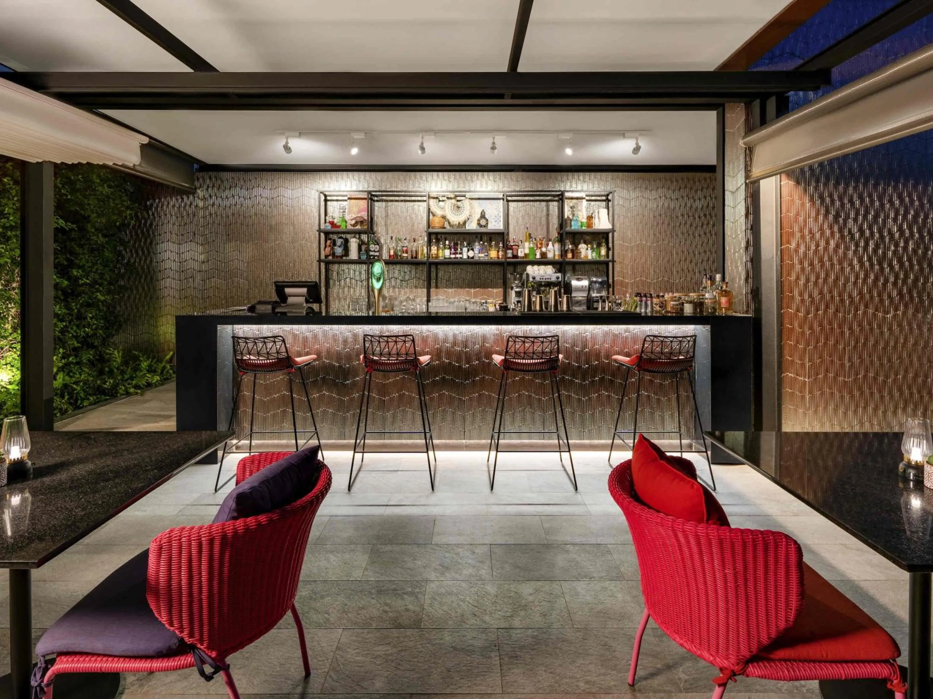 Lounge or bar in ibis Styles Bangkok Silom