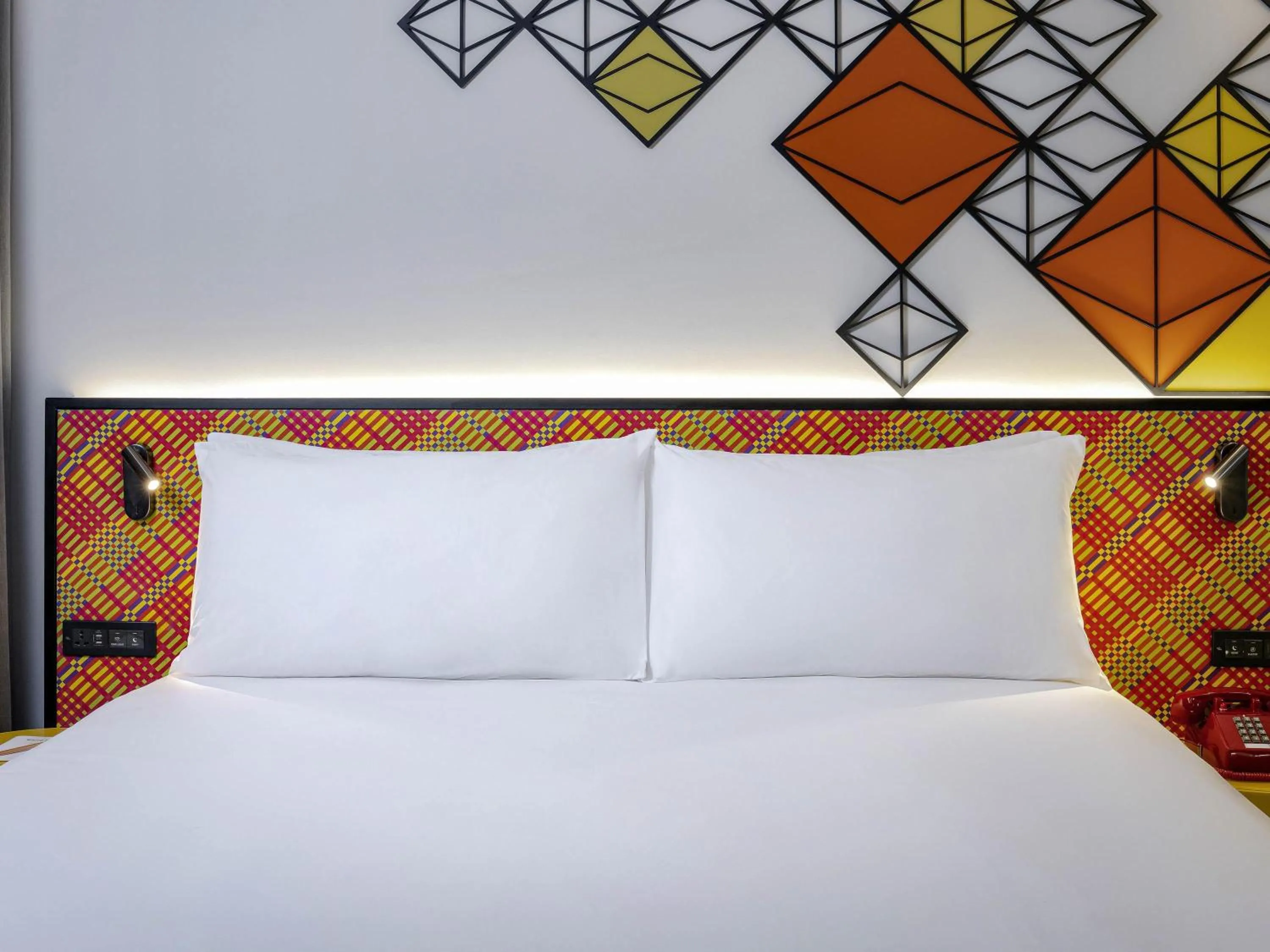 Bedroom, Bed in ibis Styles Bangkok Silom