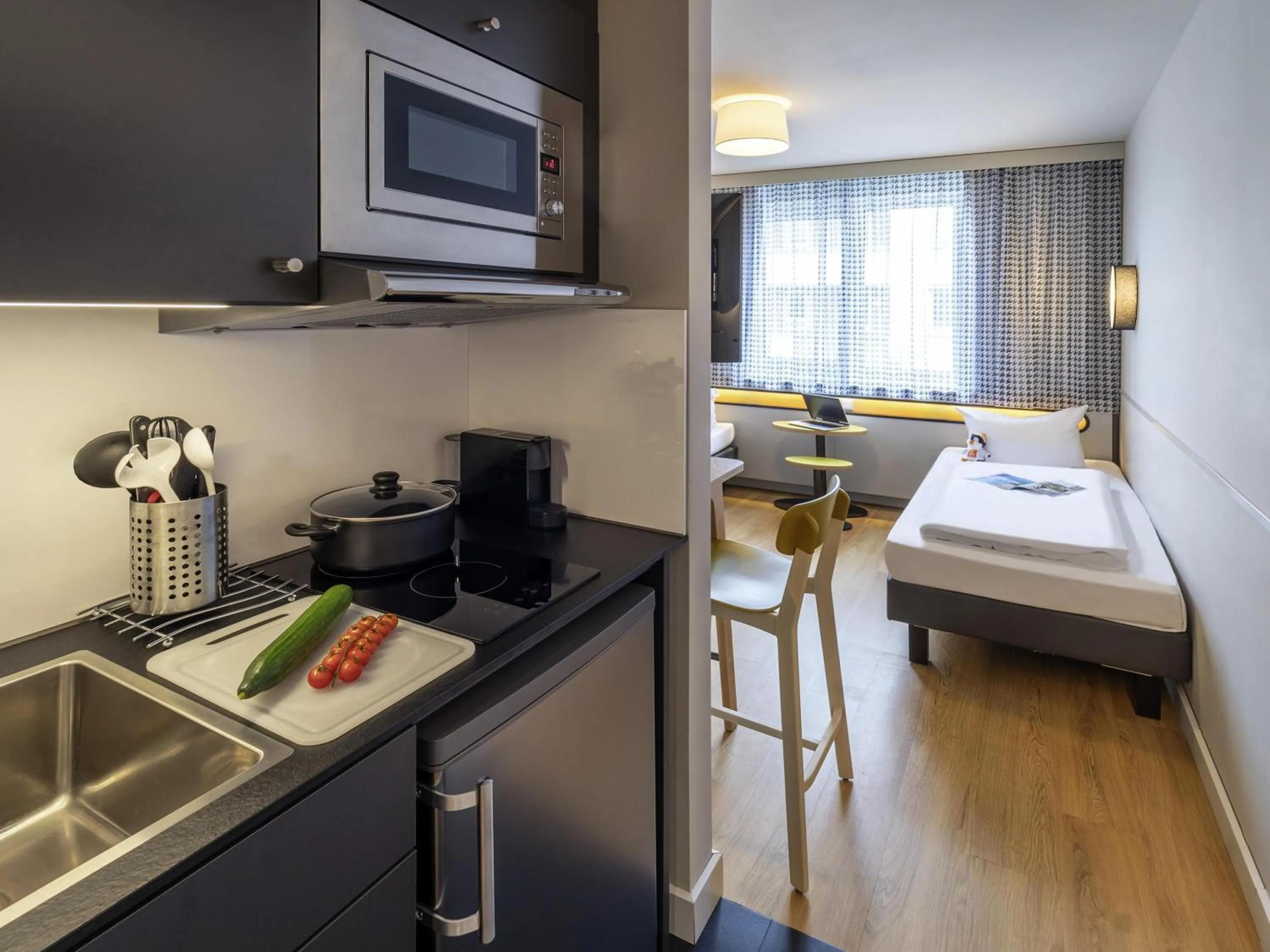 Bedroom, Bed in Aparthotel Adagio Access Freiburg