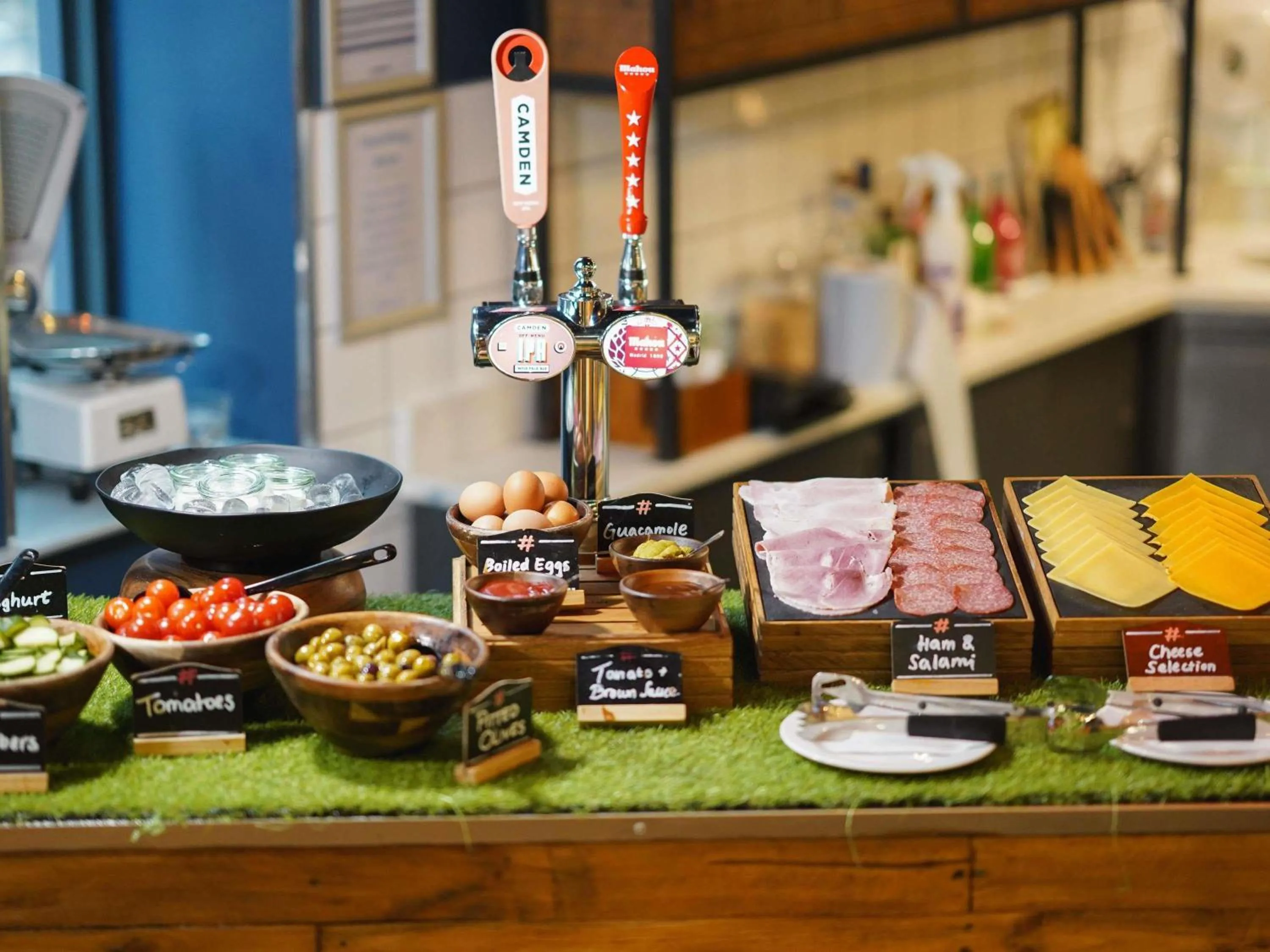 Breakfast in ibis Budget Sheffield Centre St Marys Gate