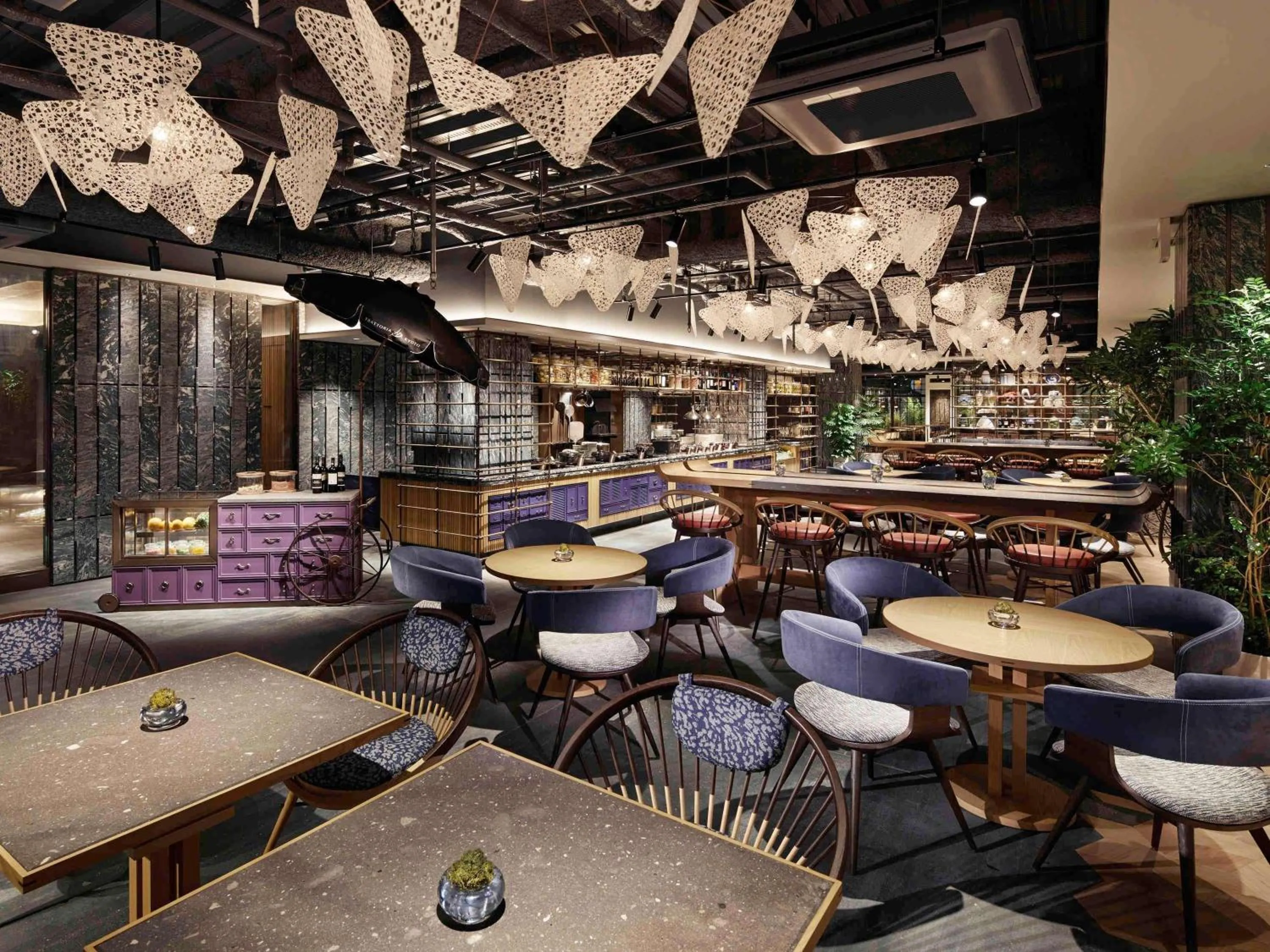 Restaurant/places to eat in Mercure Kyoto Station