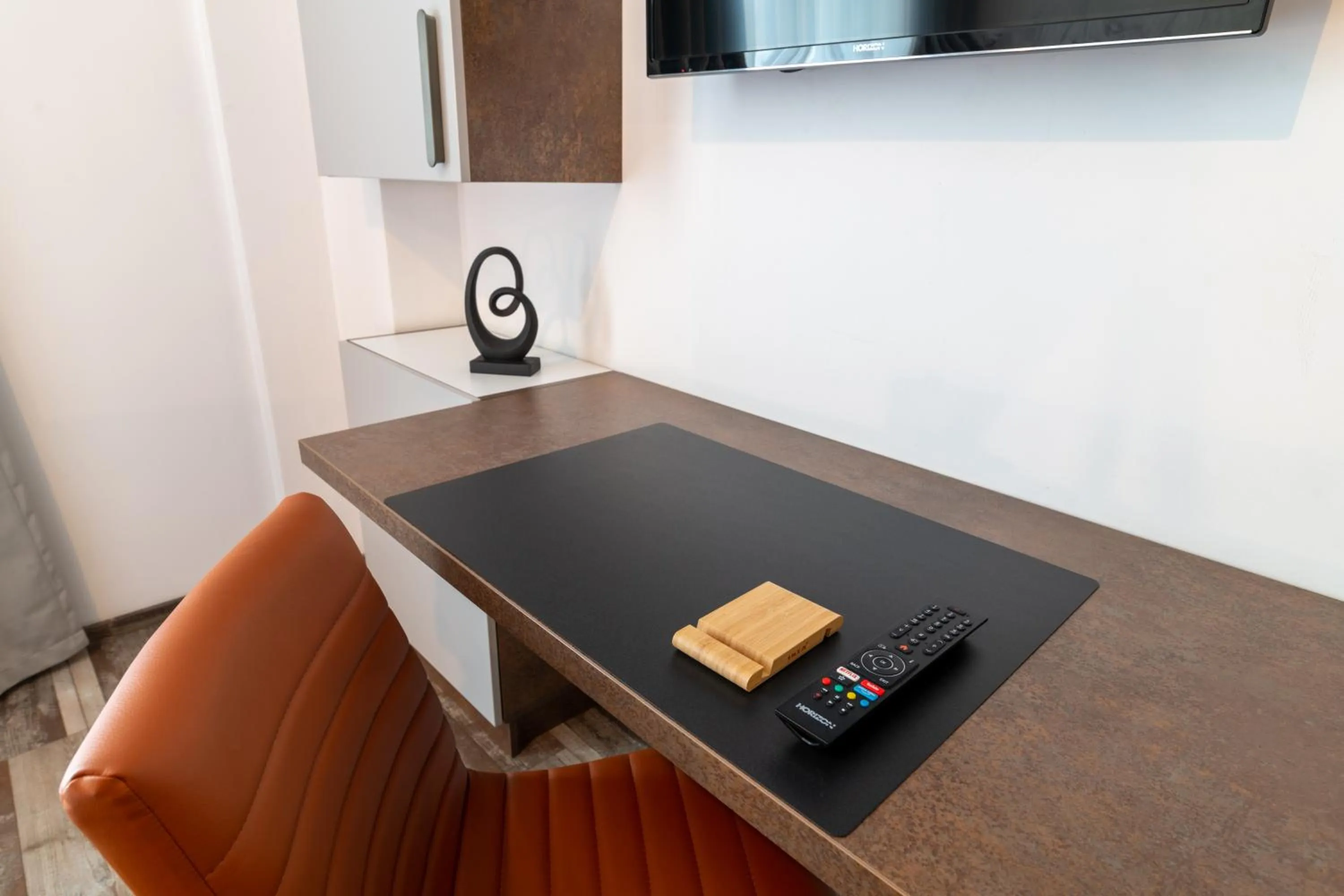 TV and multimedia in TCI Apartments