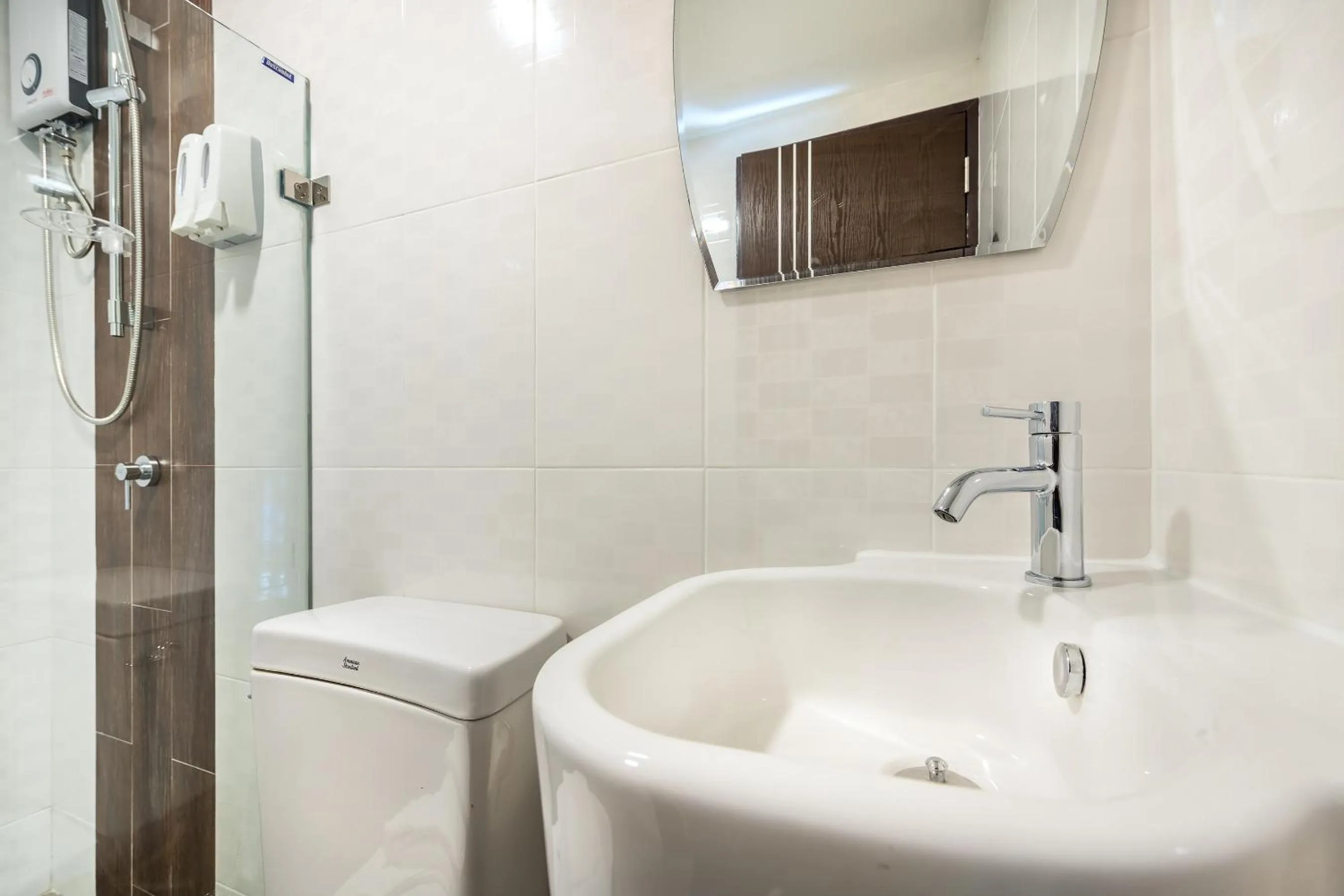 Bathroom in PLAAI Play Hotel