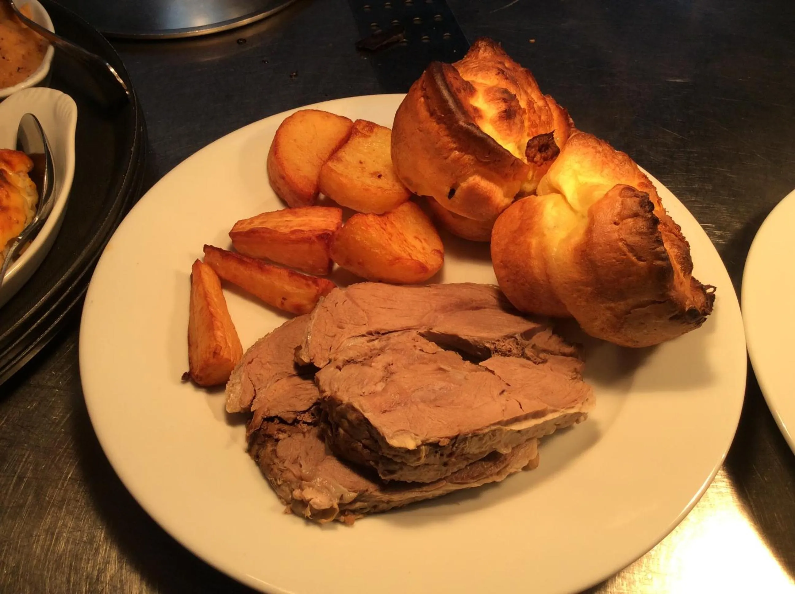 Food and drinks in Arncliffe Arms