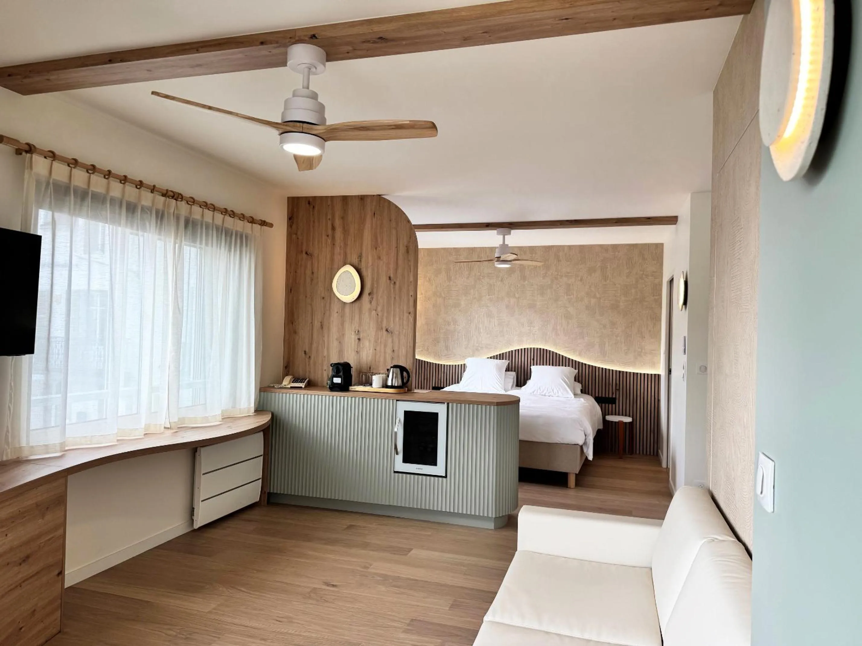 Photo of the whole room, Bed in Hôtel Beau Soleil