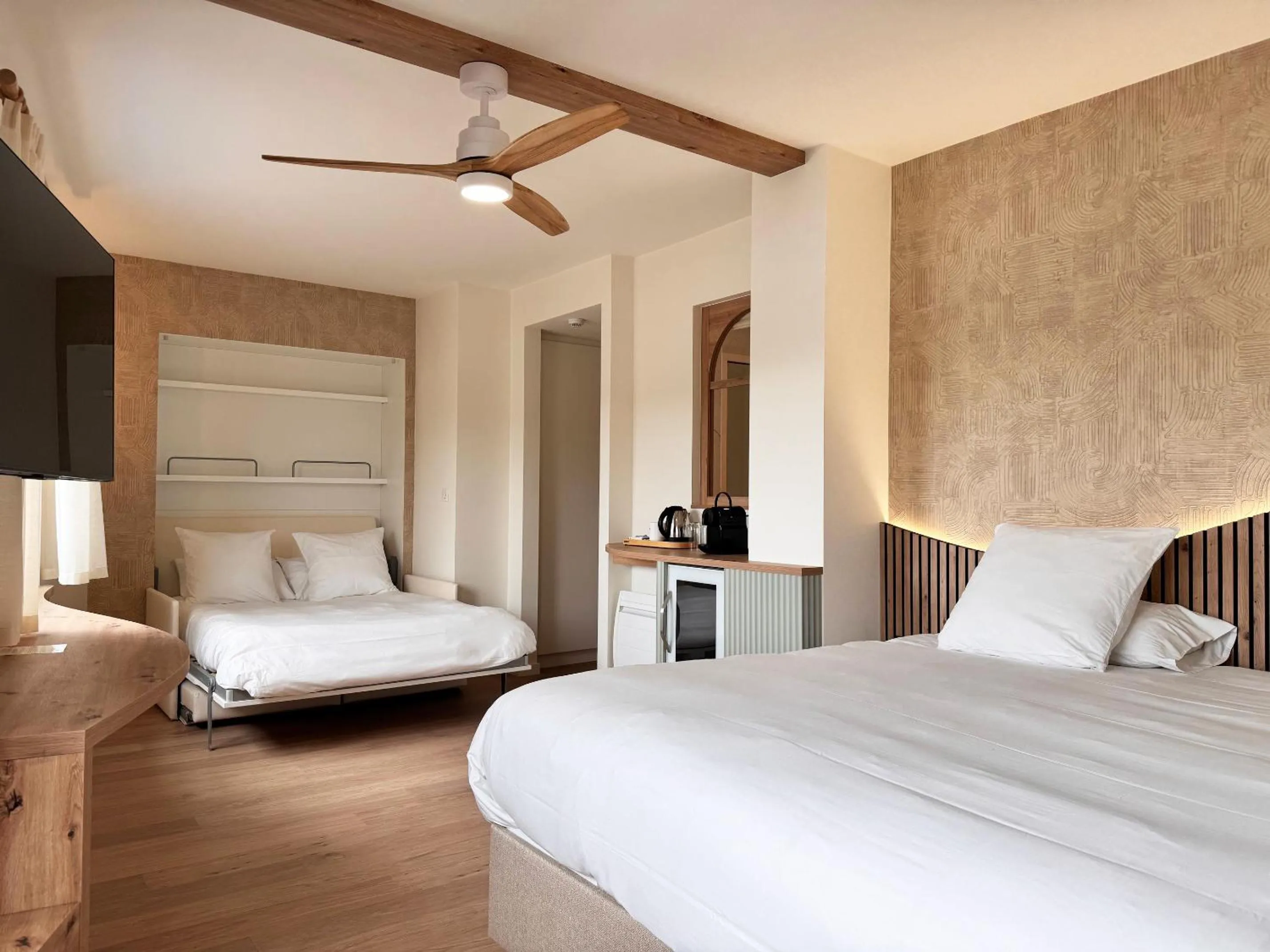 Family, Bed in Hôtel Beau Soleil