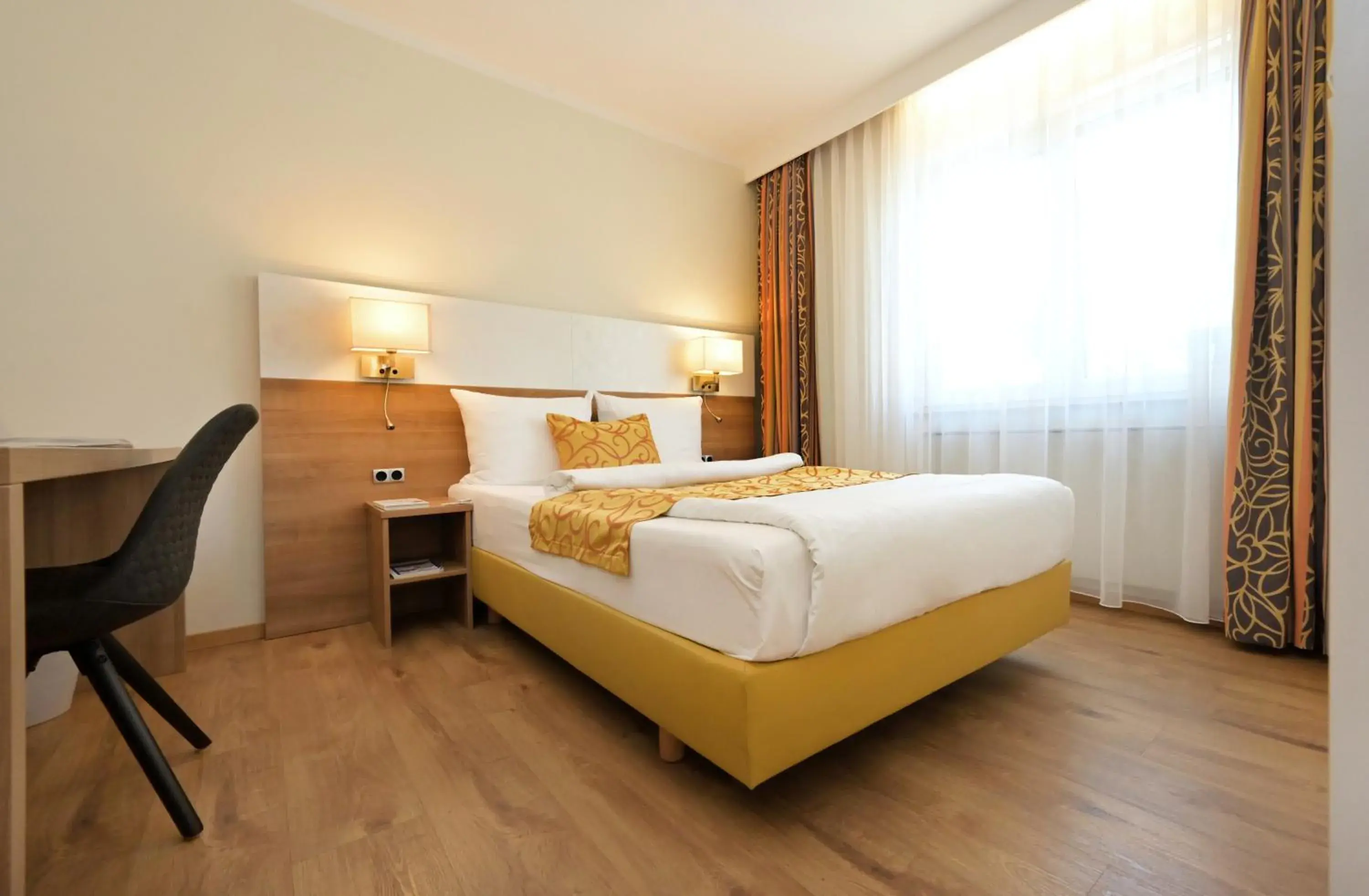 Standard Room - single occupancy - Size: S(mall) in Hotel & Living Am Wartturm - Hotel & Apartments Standard Room - single occupancy - Size: S(mall) in Hotel & Living Am Wartturm - Hotel & Apartments