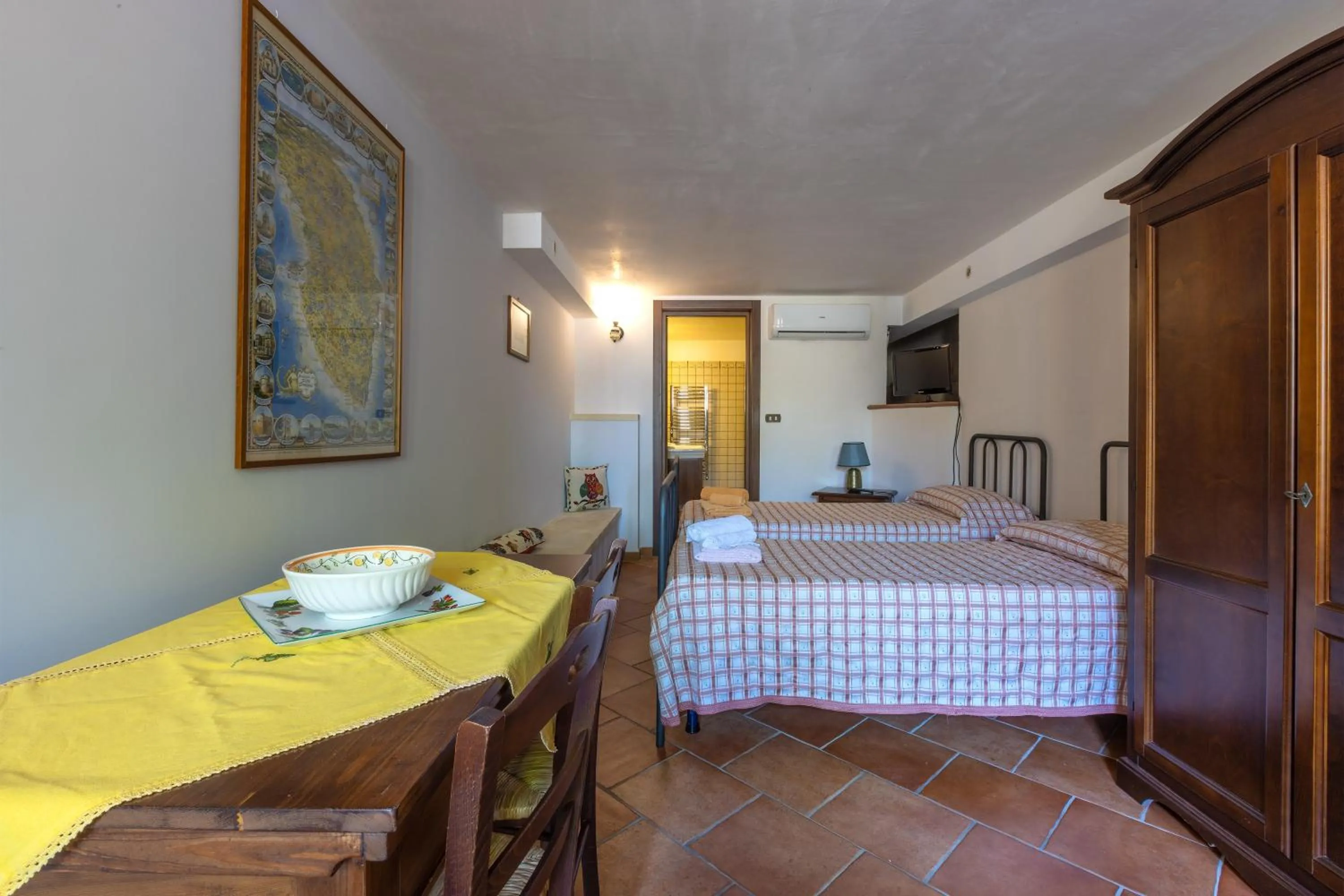 Bedroom, Bed in Casa Ulmi con piscina