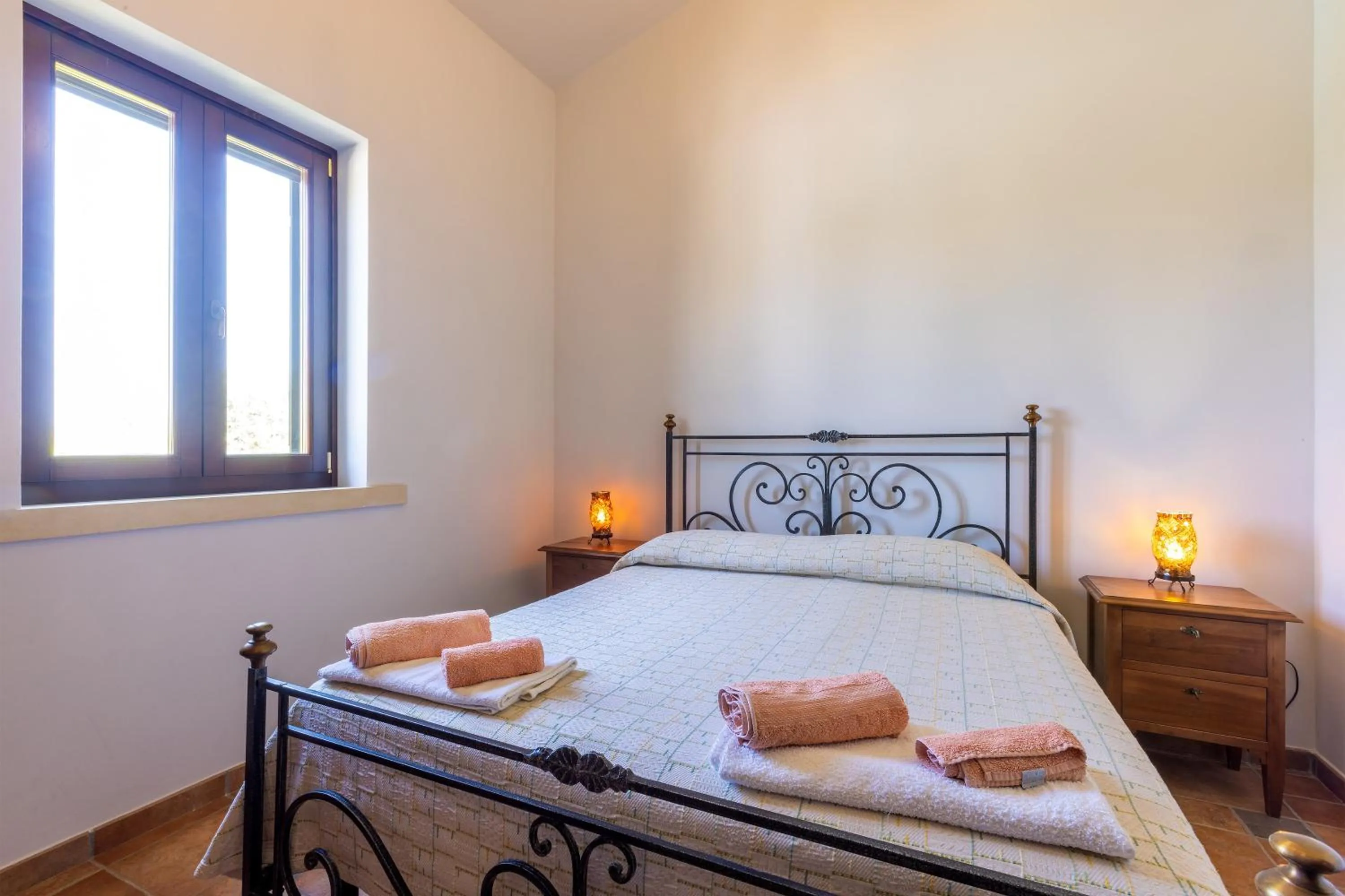 Bedroom, Bed in Casa Ulmi con piscina