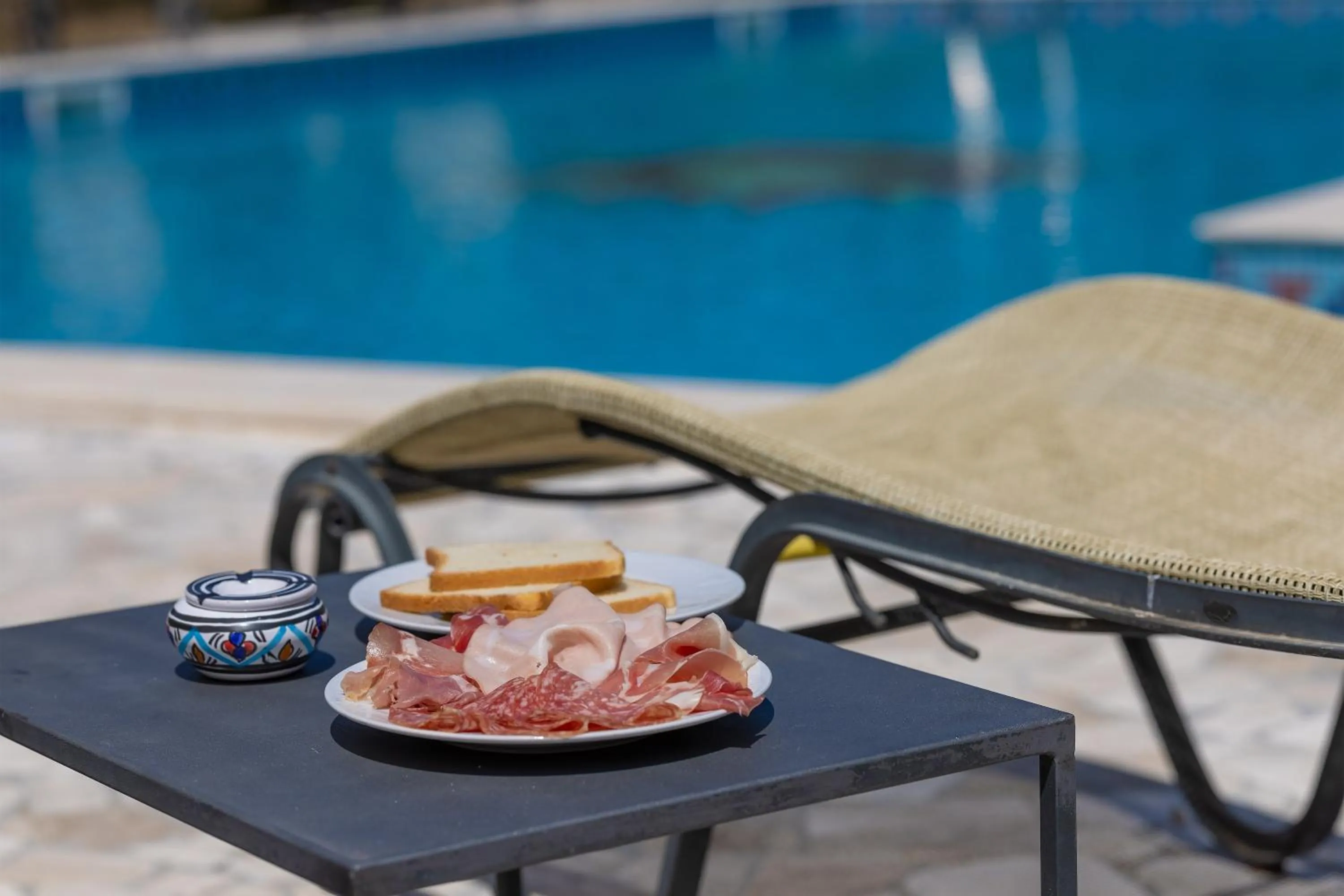 Pool view in Casa Ulmi con piscina