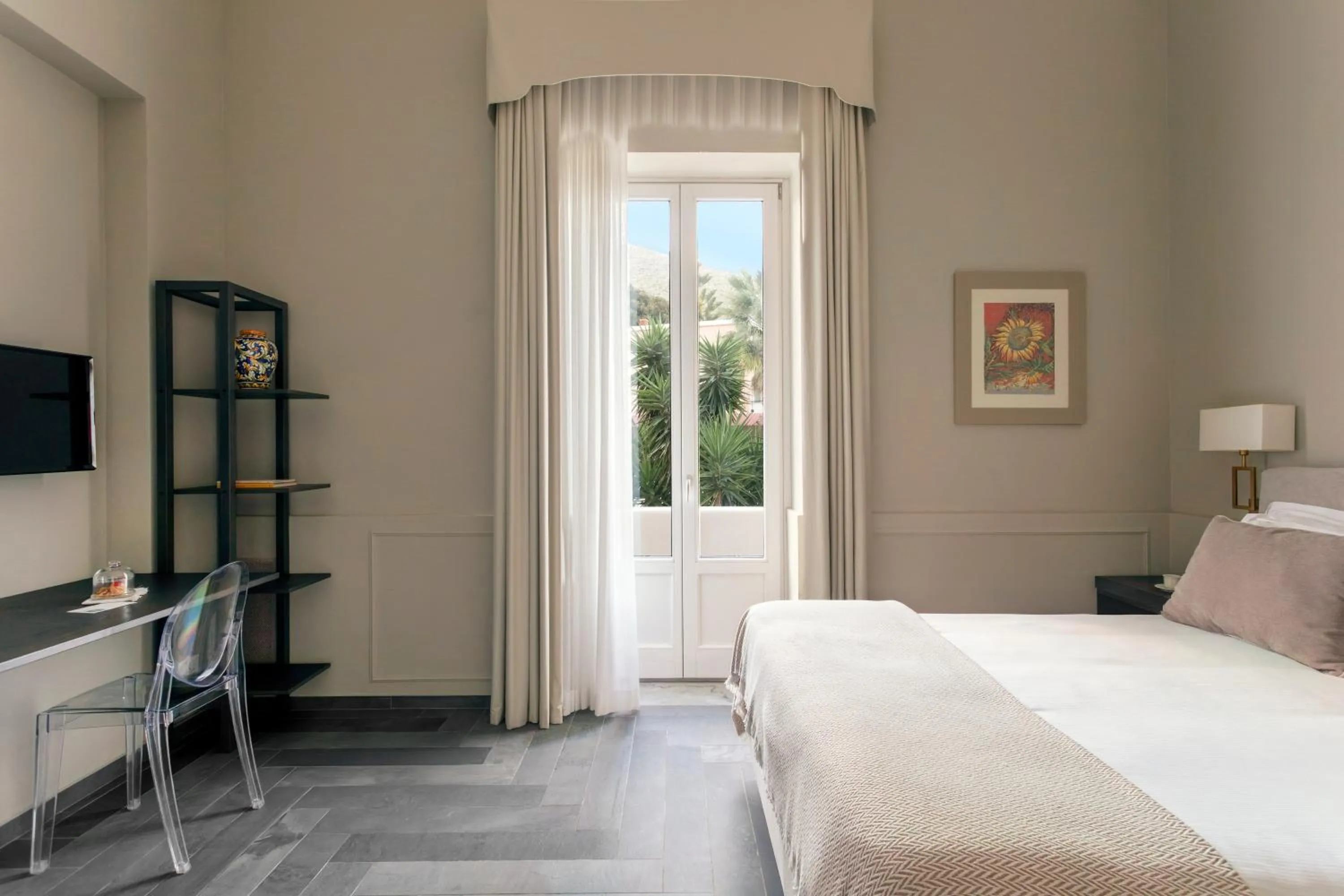 Bed in Villa Masetta - Luxury Suites