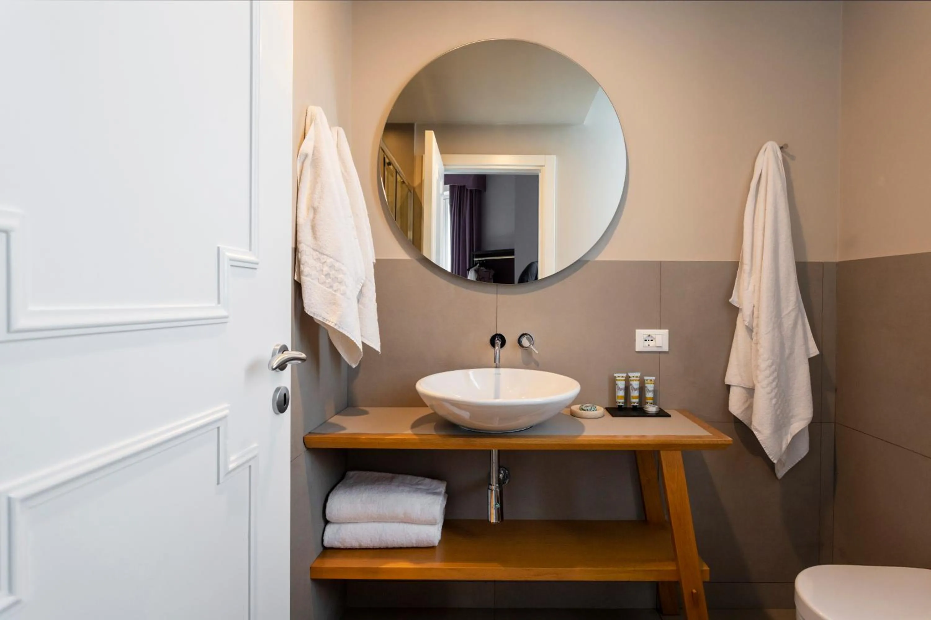 Bathroom in Villa Masetta - Luxury Suites