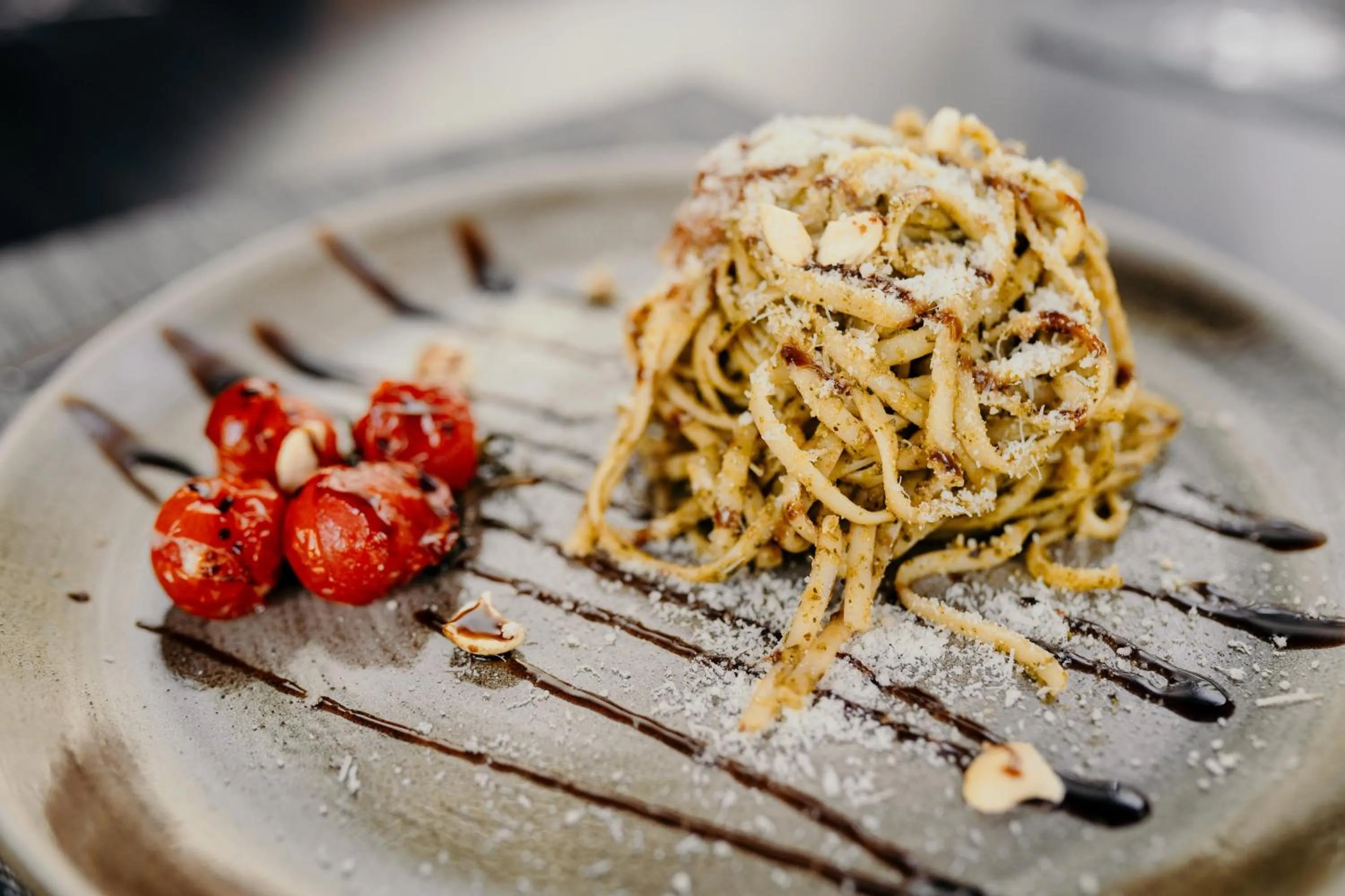 Restaurant/places to eat in Lanzcarré Hotel Mannheim, a member of Radisson Individuals