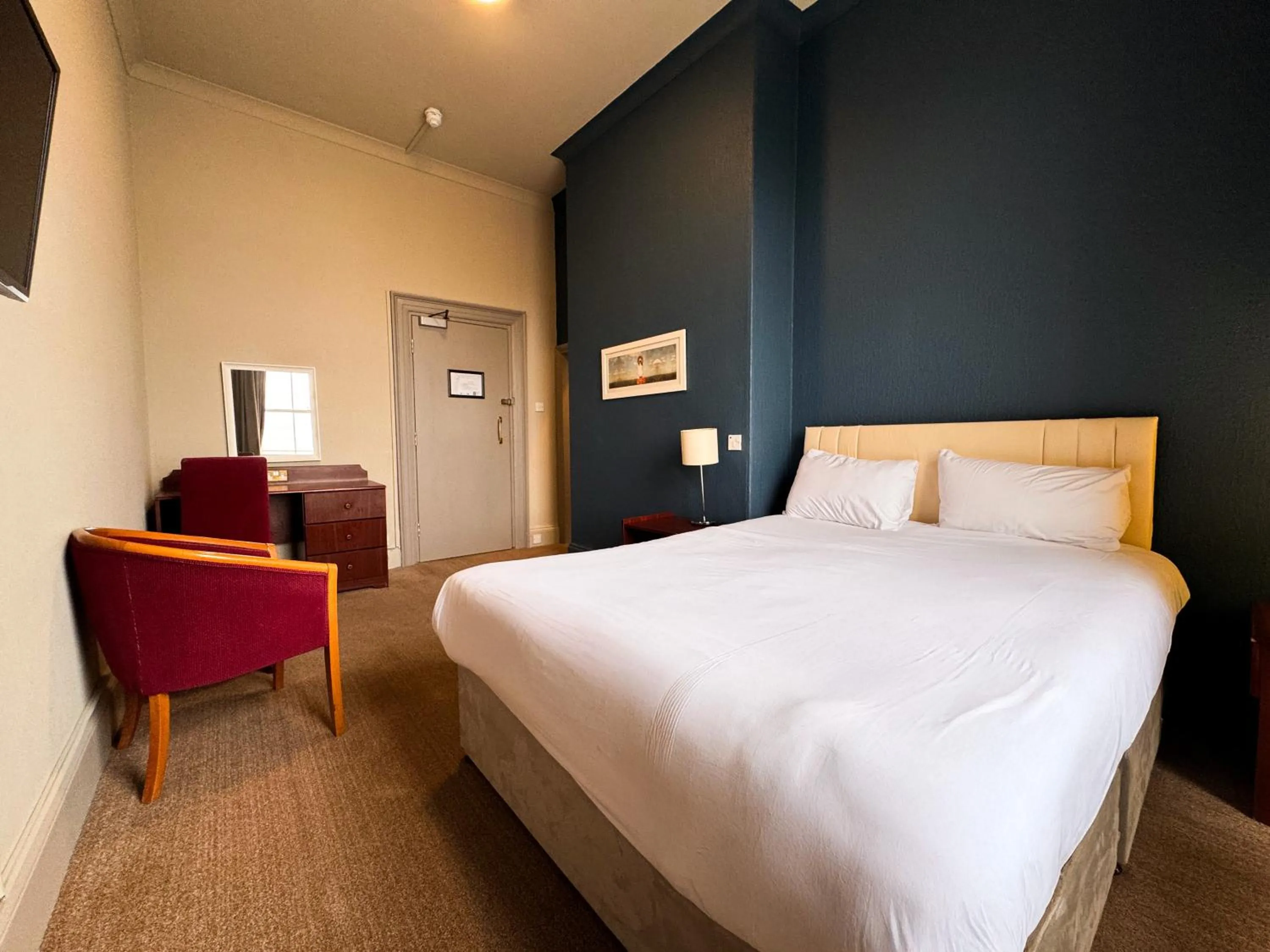 Bedroom, Bed in Royal Whitby