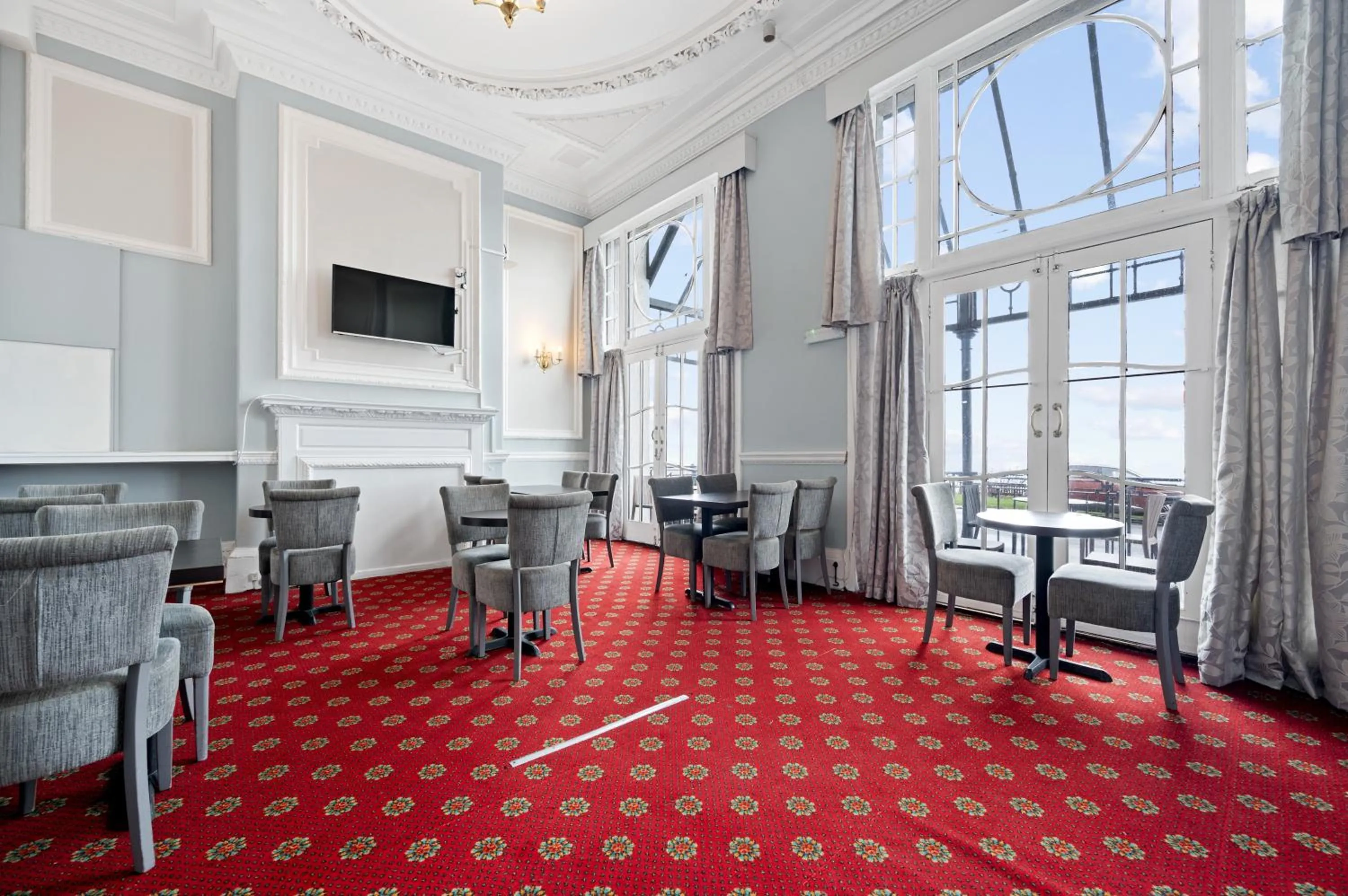 Property building in Royal Whitby