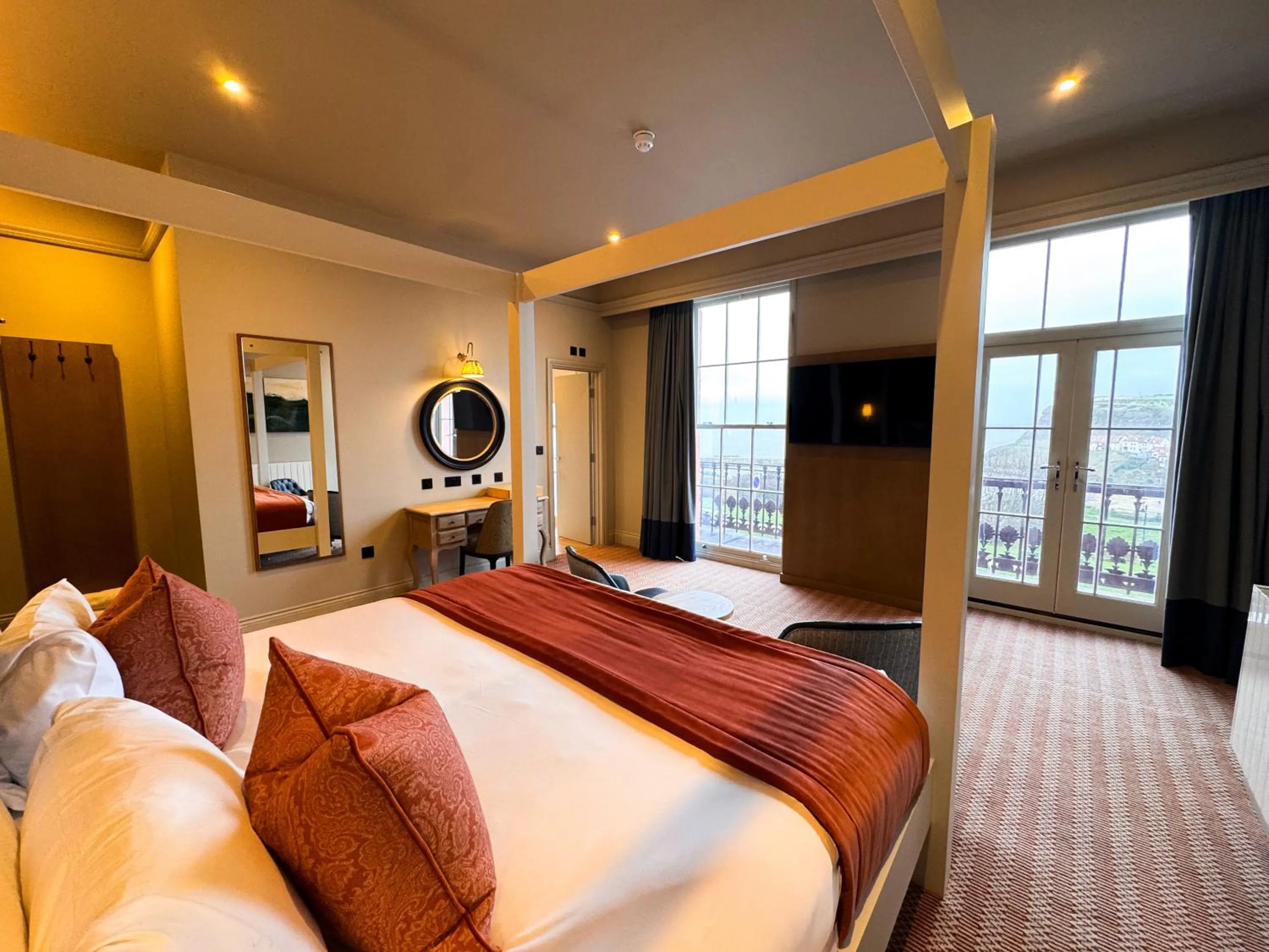 Bedroom, Bed in Royal Whitby