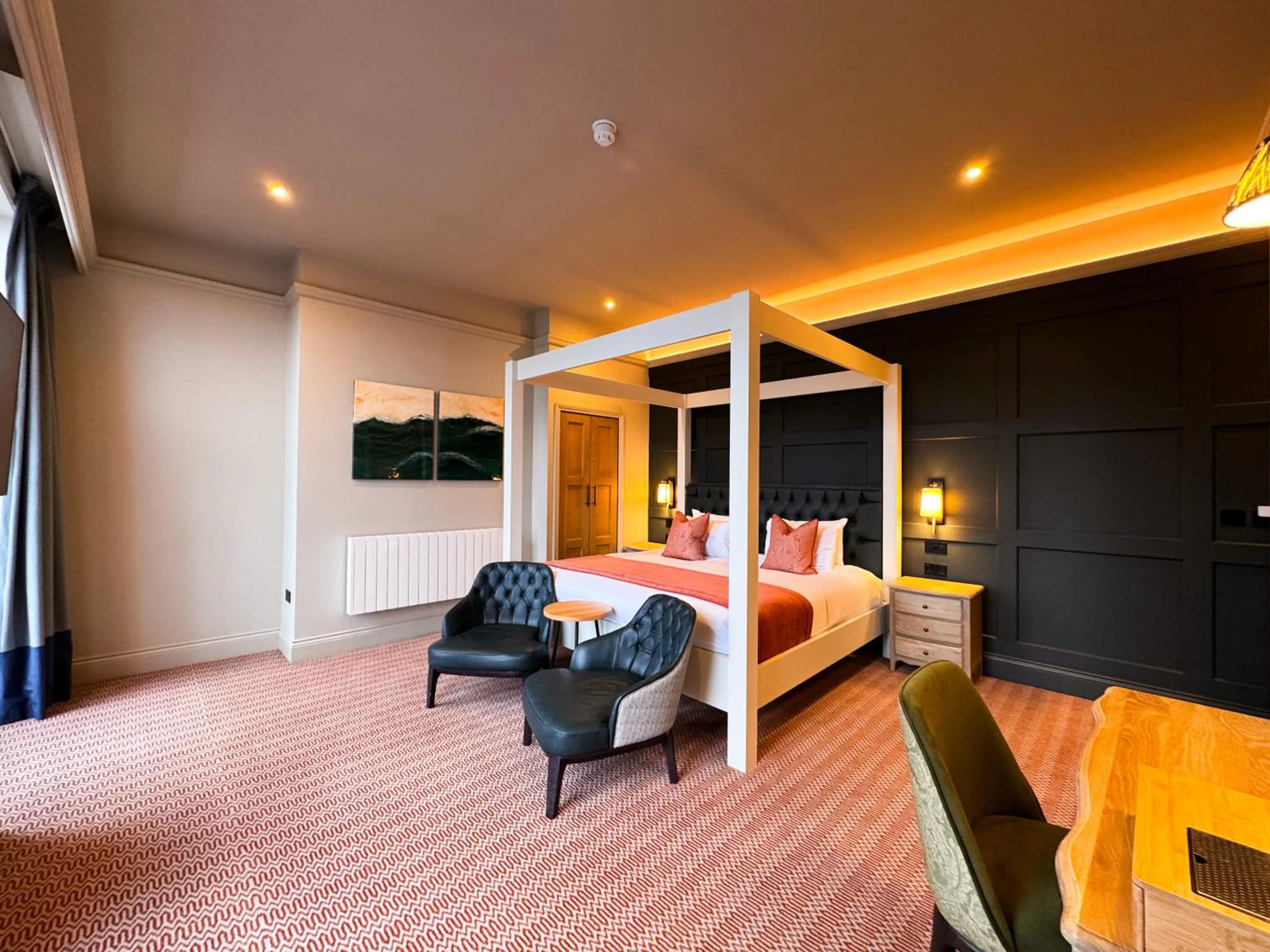 Bedroom, Bed in Royal Whitby