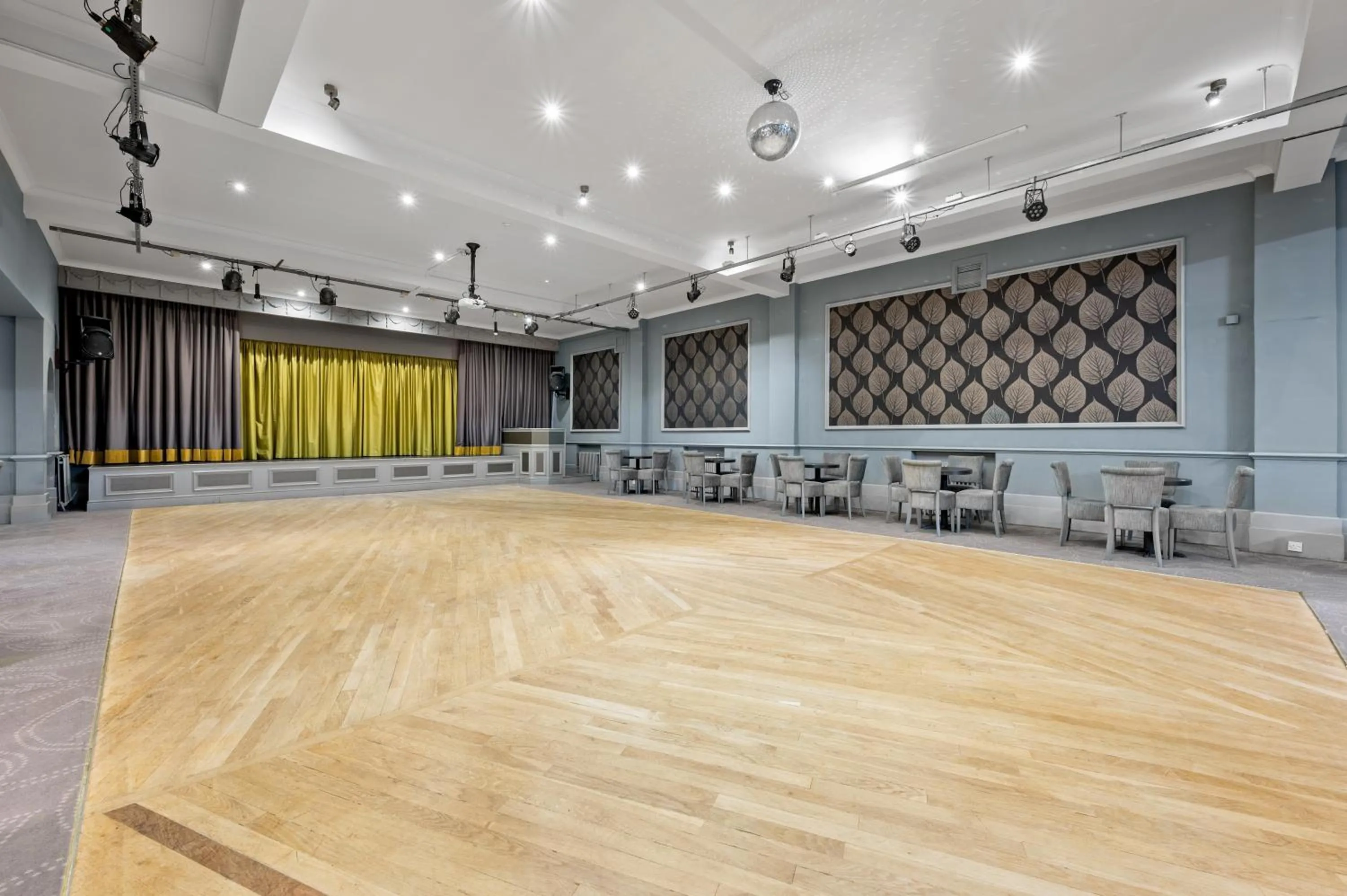 Property building in Royal Whitby