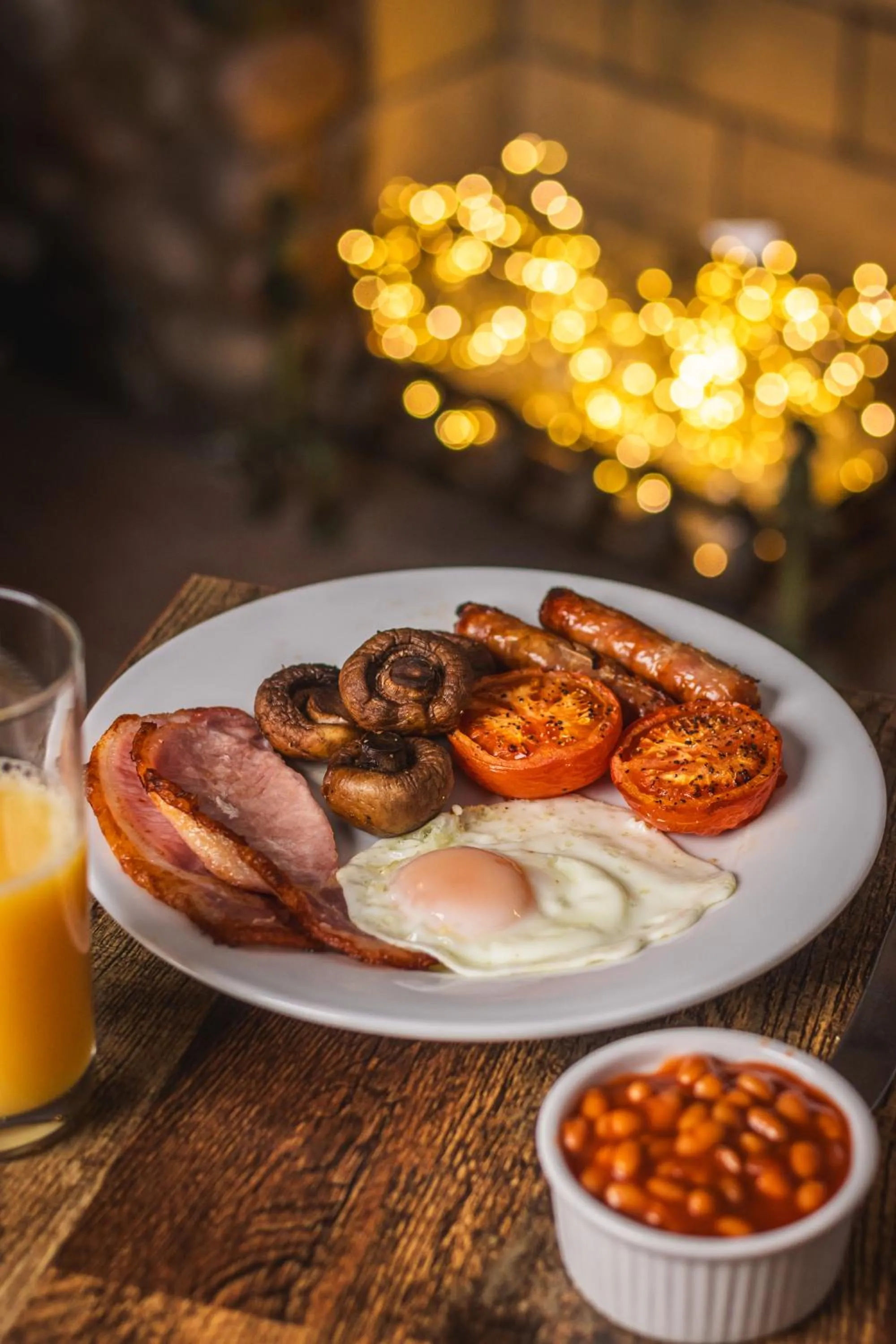 Food and drinks in Seacote Hotel