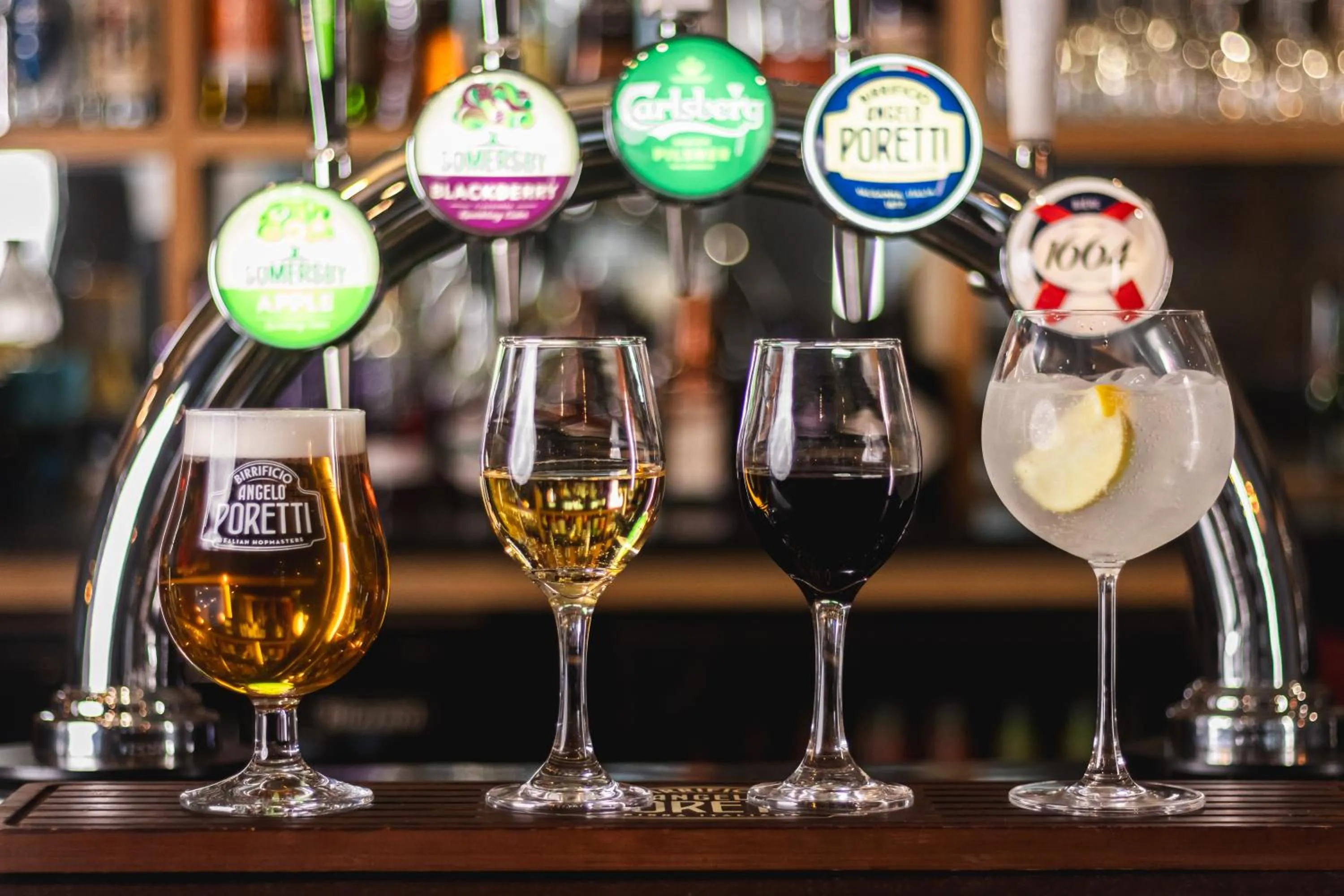 Restaurant/places to eat in Seacote Hotel