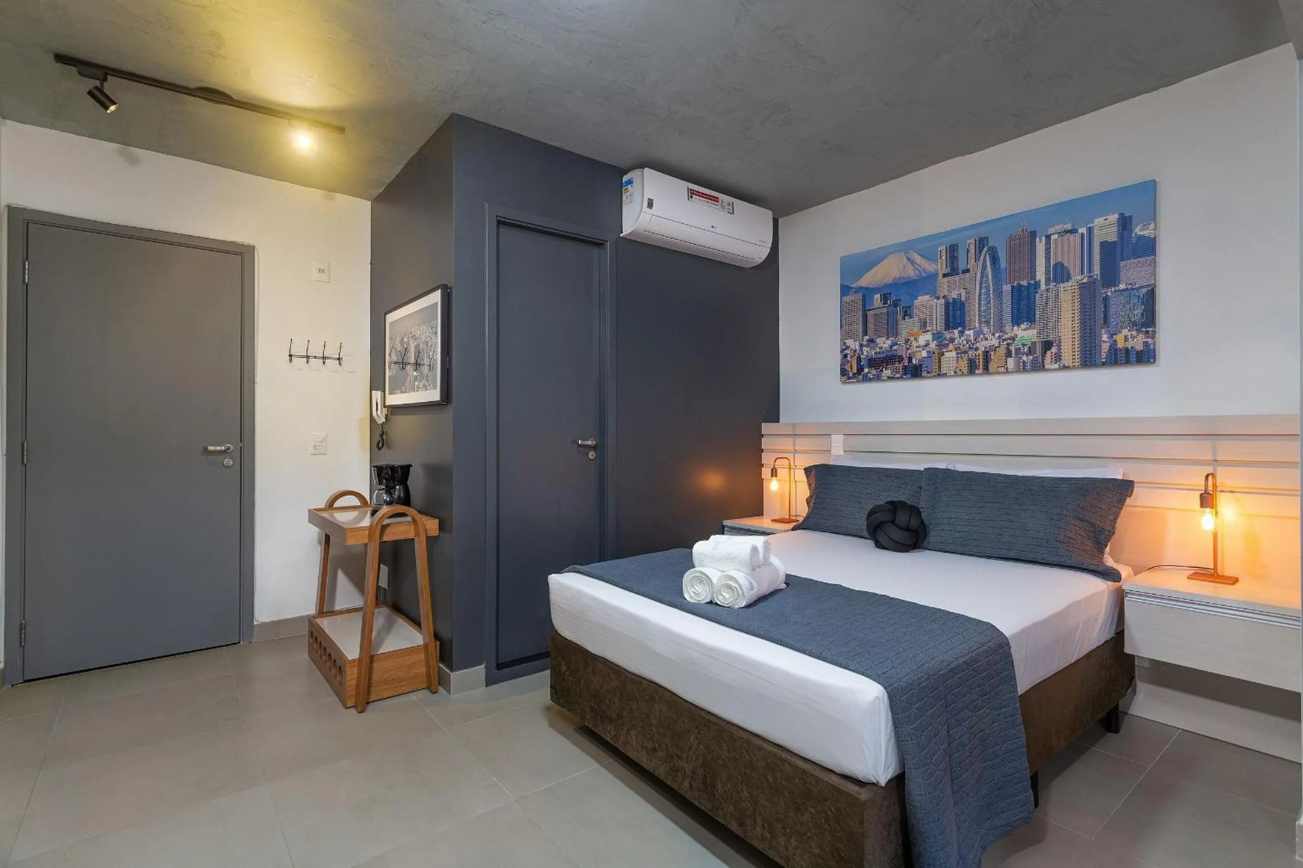 Photo of the whole room, Bed in Vita Bom Retiro