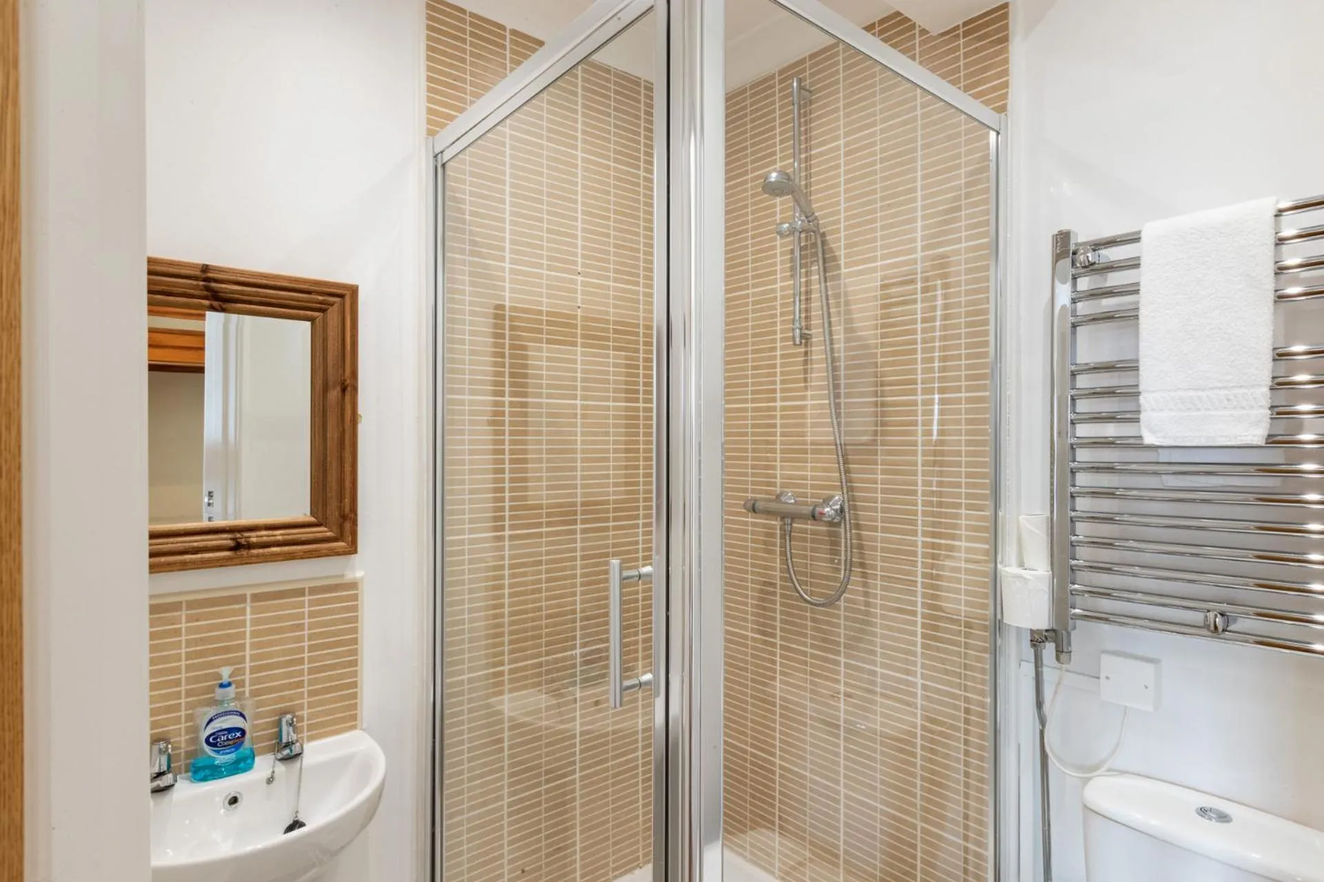 Bathroom in The Greyhound Hotel