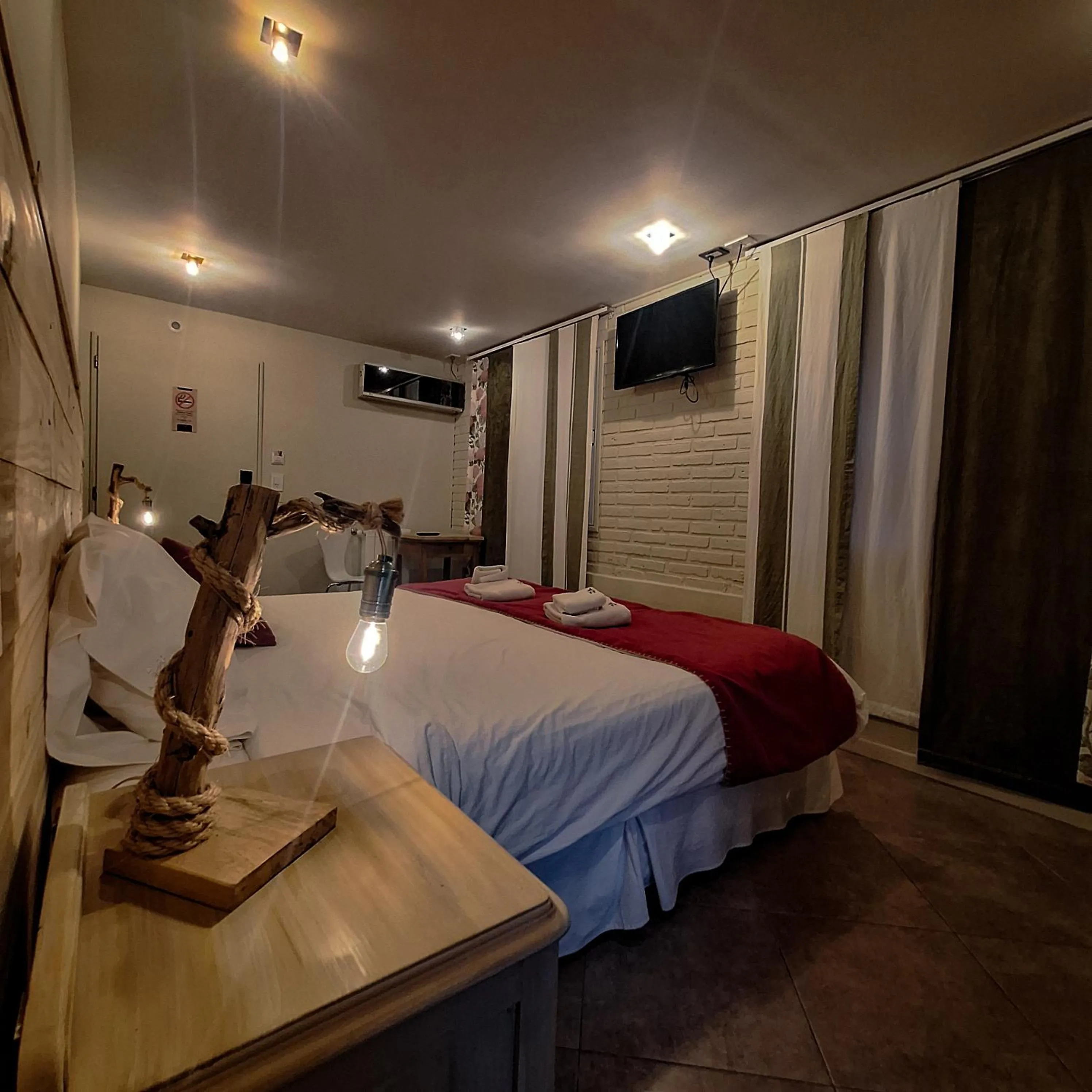 Bedroom, Bed in Hotel Antiguo Camino