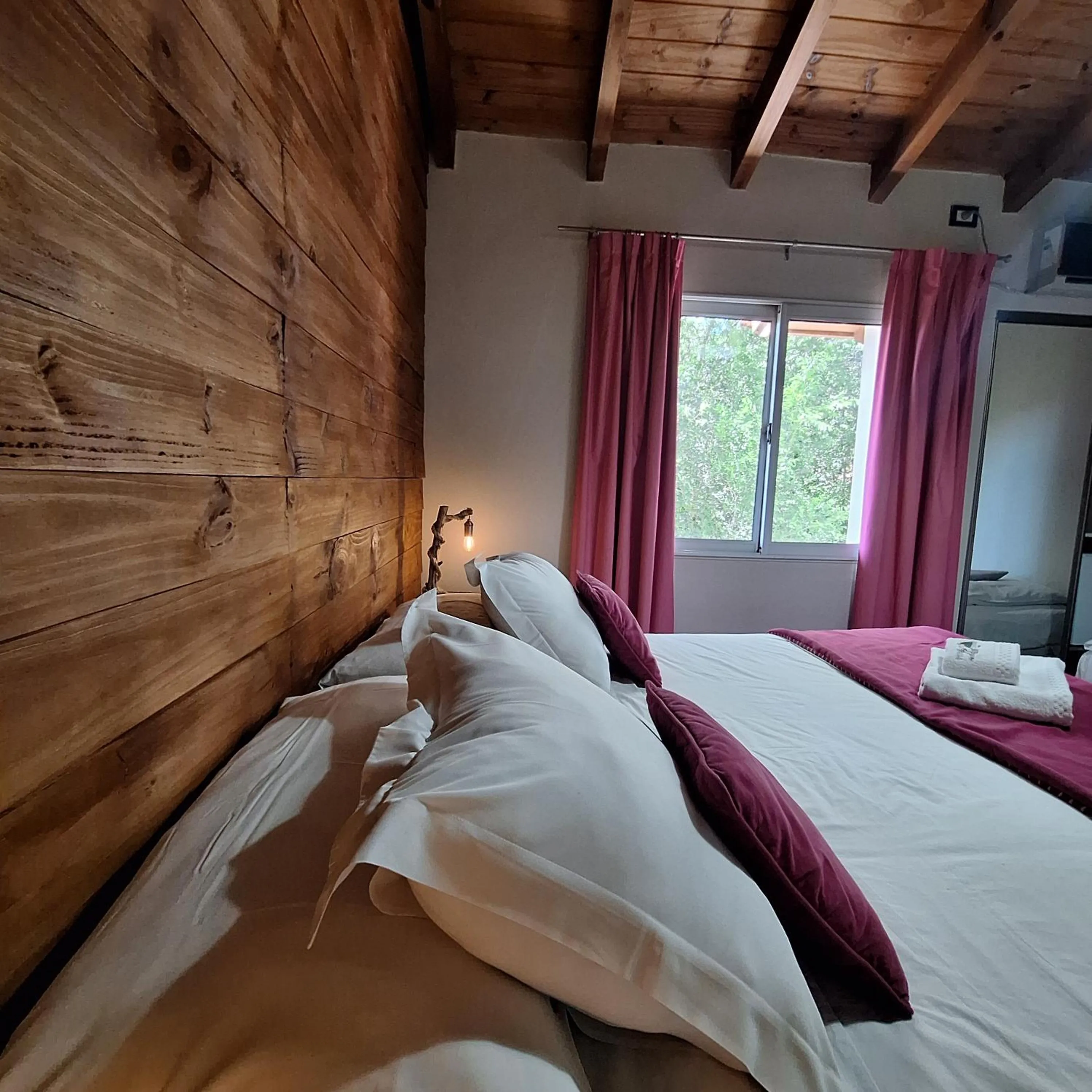 Bedroom, Bed in Hotel Antiguo Camino