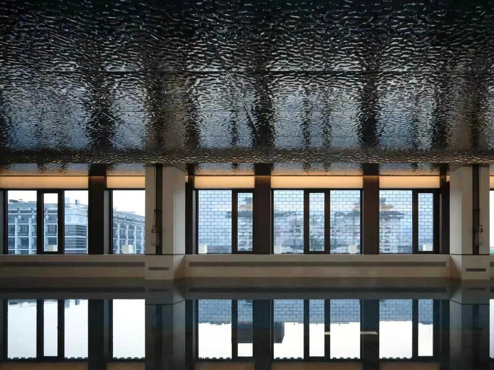 Swimming pool in Prime Hotel Beijing Wangfujing