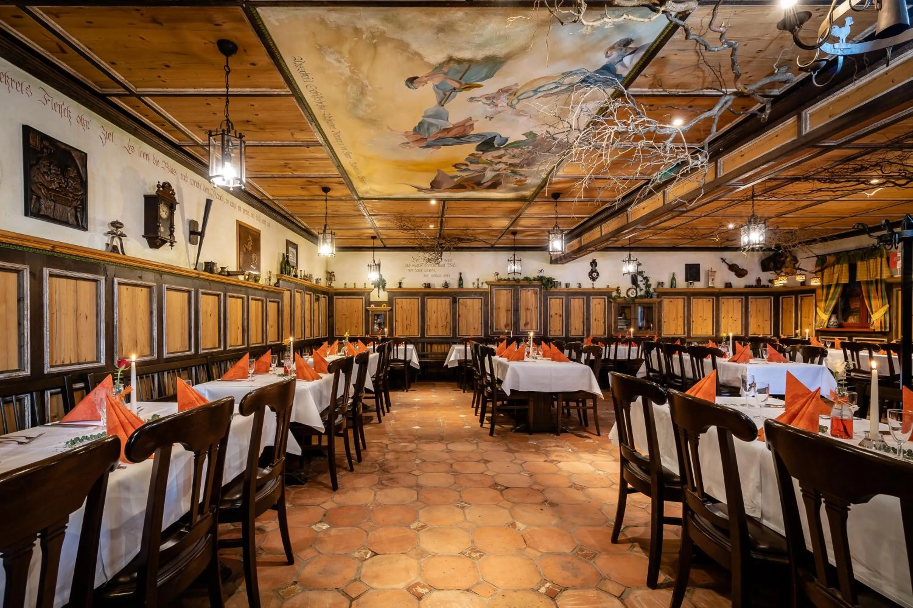 Restaurant/places to eat in Hotel Gasthof Rössle