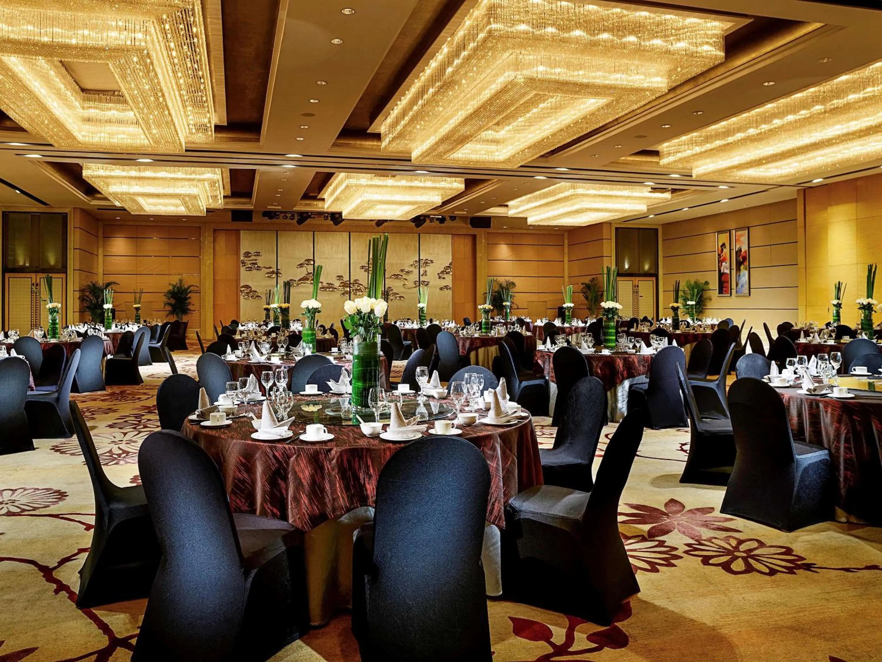 On site, Restaurant/Places to Eat in Sofitel Silver Plaza Jinan