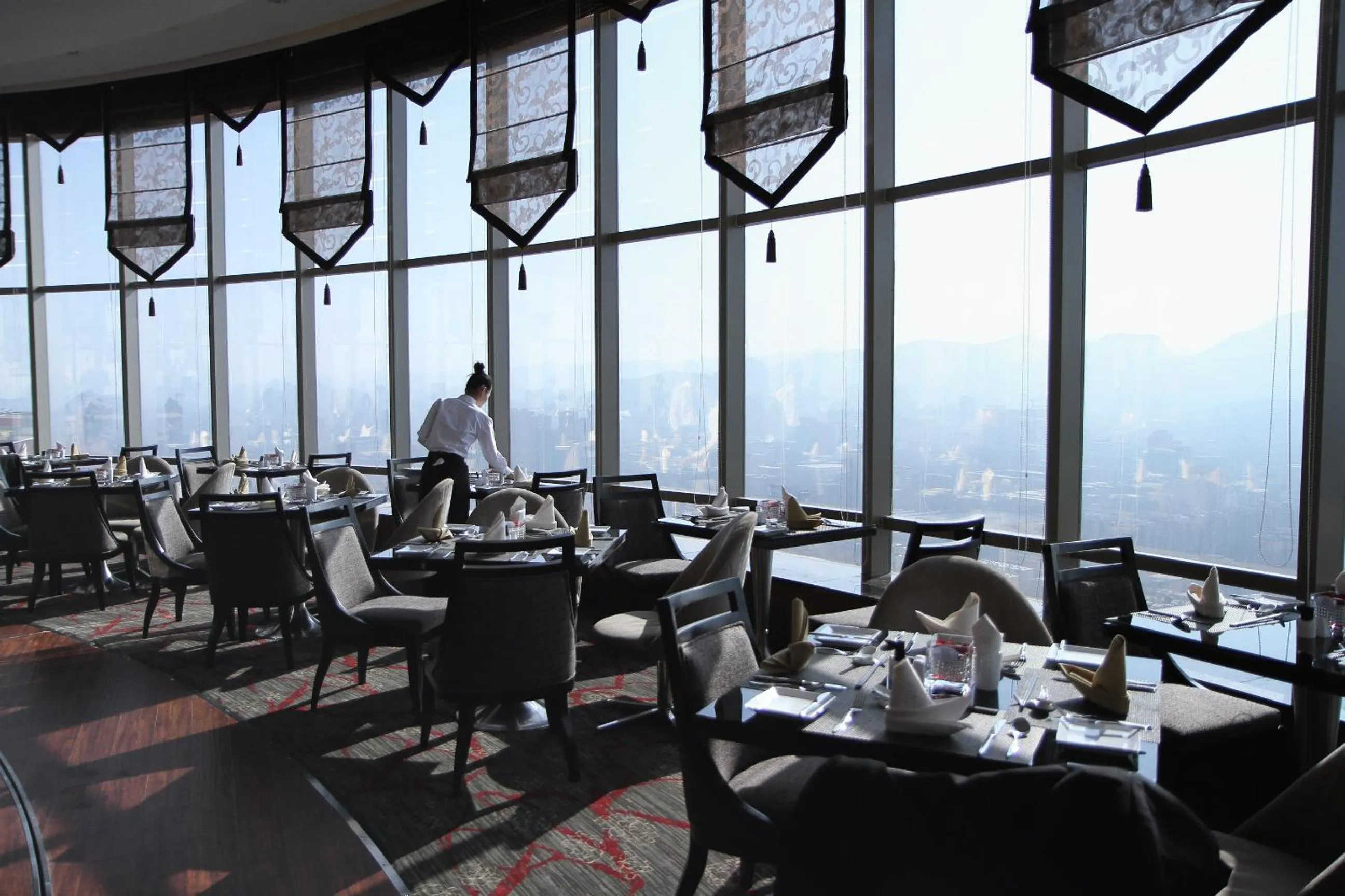 Restaurant/Places to Eat in Sofitel Silver Plaza Jinan