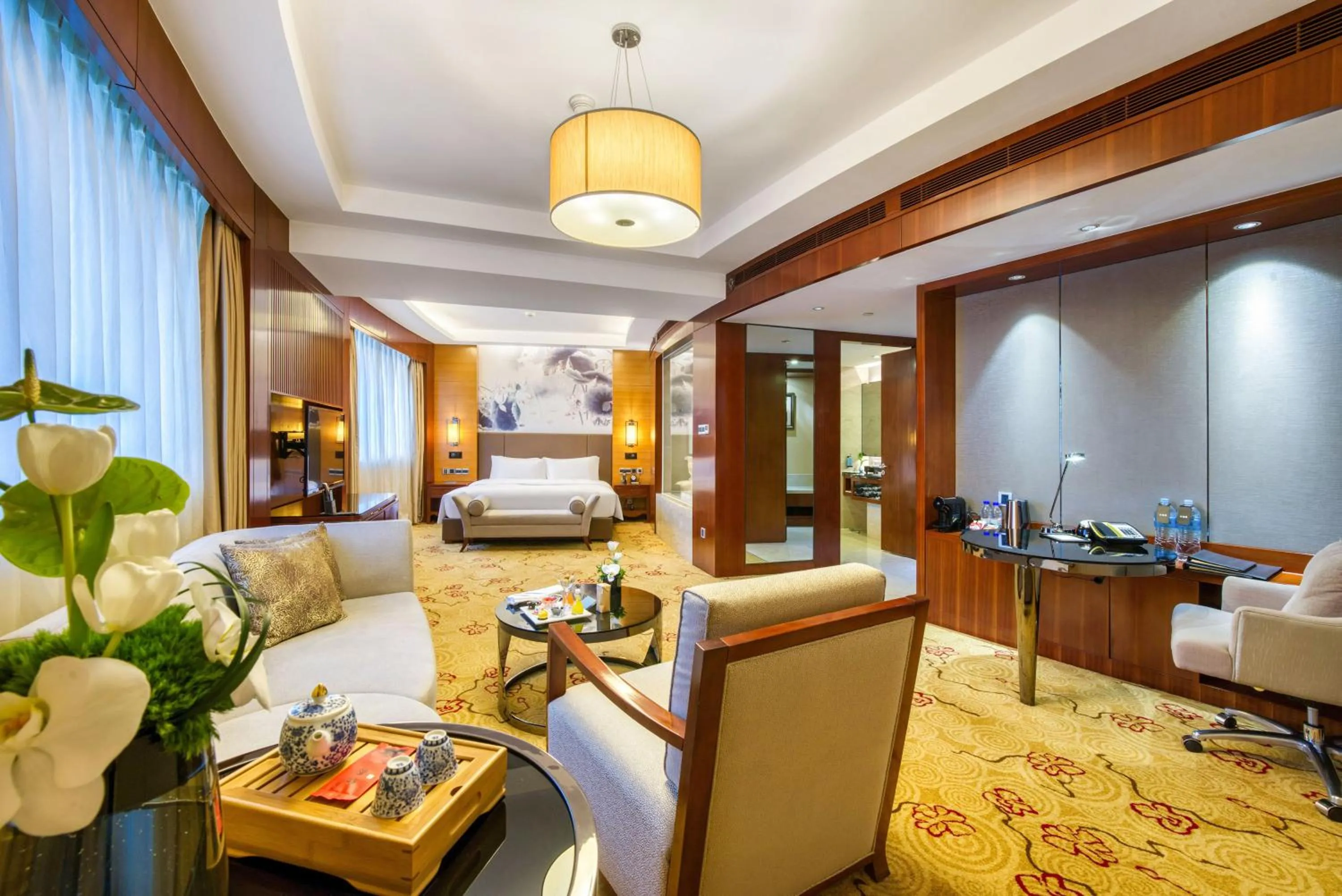 Property building, Bed in Sofitel Silver Plaza Jinan
