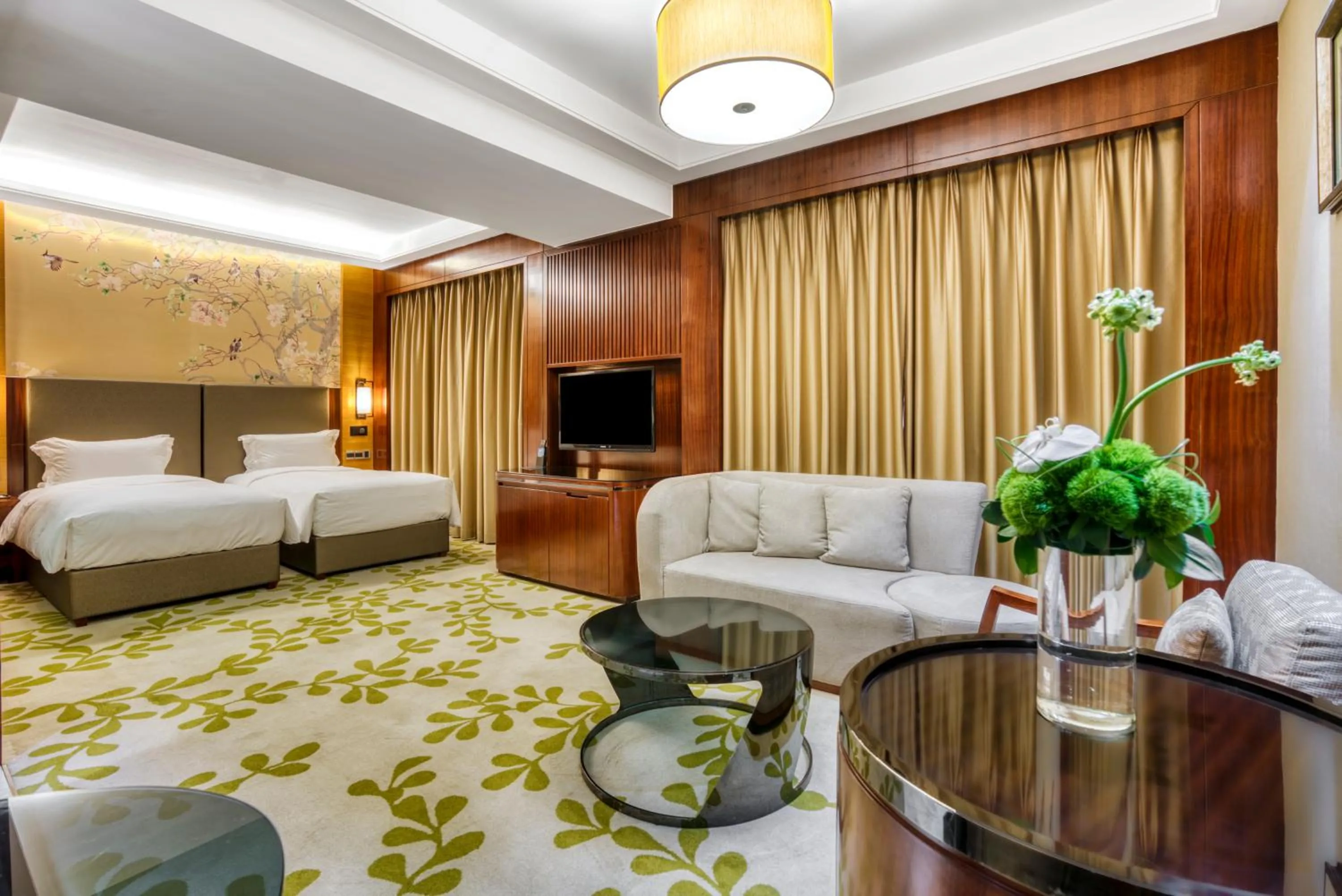 Photo of the whole room, Bed in Sofitel Silver Plaza Jinan