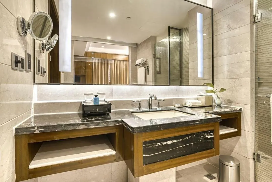 towels, Bathroom in Sofitel Silver Plaza Jinan