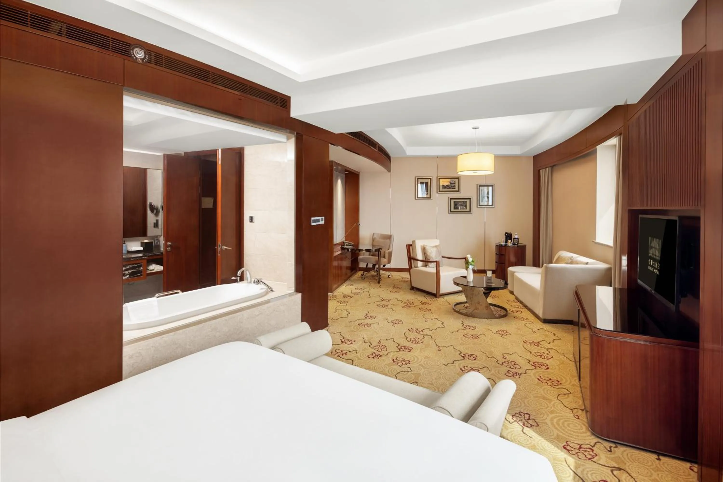 Property building, Bed in Enlux Hotel