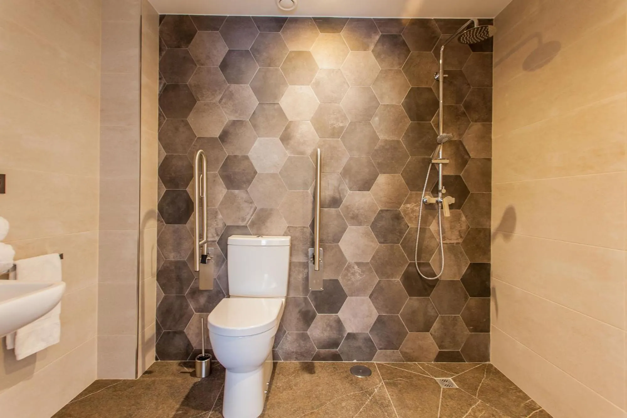 Shower in Mar do Ézaro - Boutique Hotel