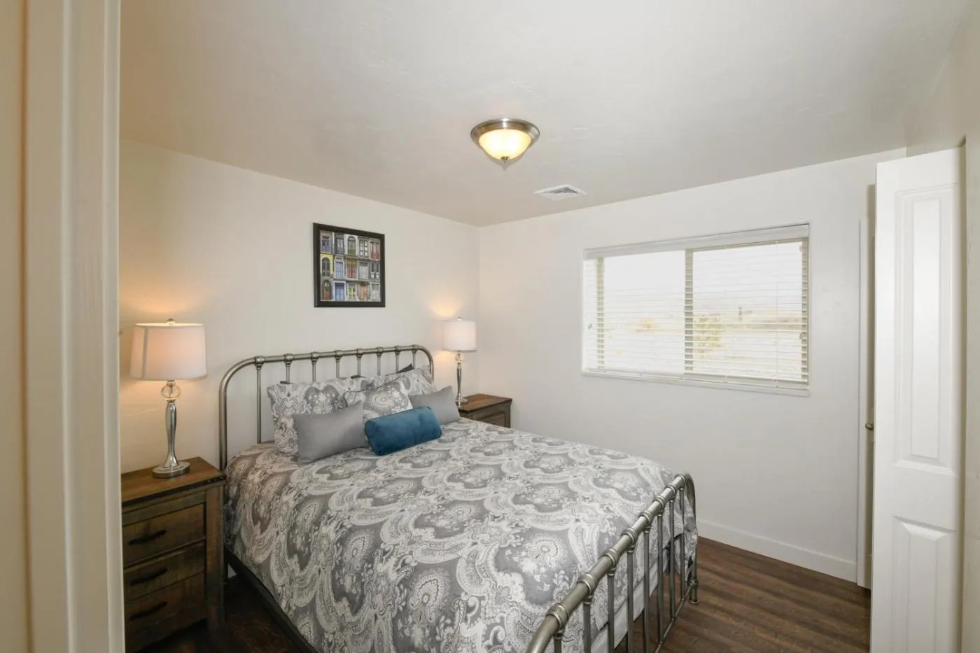 Bed in Moab Redcliff Condos Dean RE