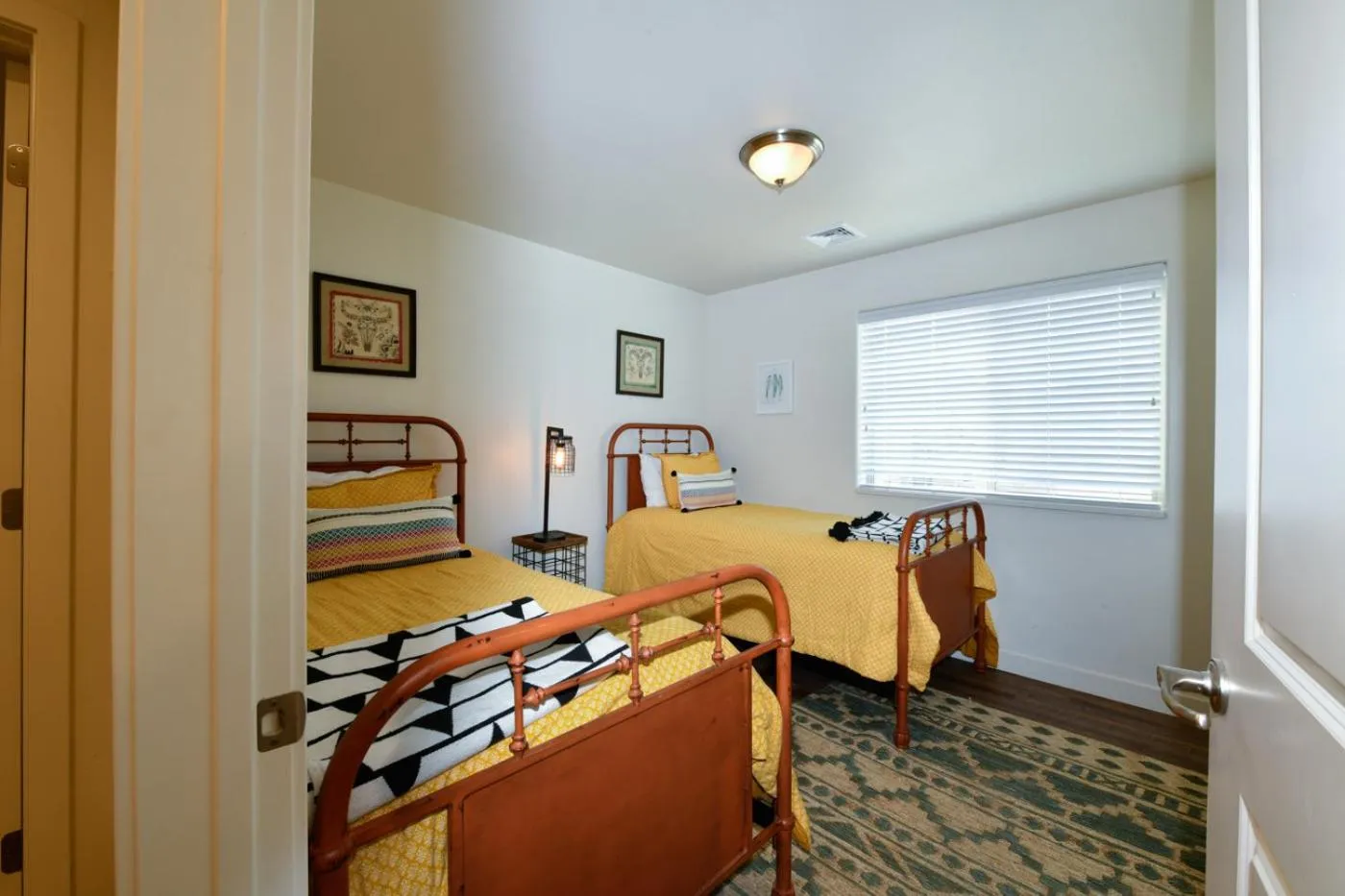 Bed in Moab Redcliff Condos Dean RE