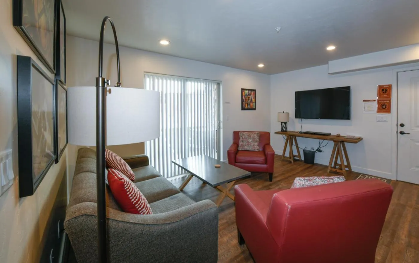 Moab Redcliff Condos Dean RE