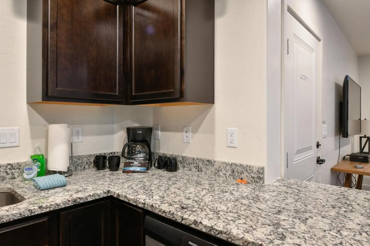 Moab Redcliff Condos Dean RE