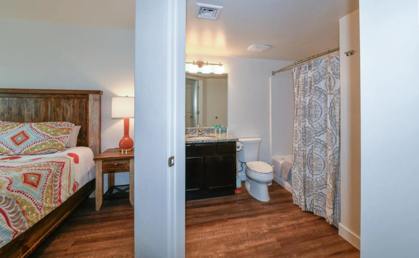 Bed in Moab Redcliff Condos Dean RE