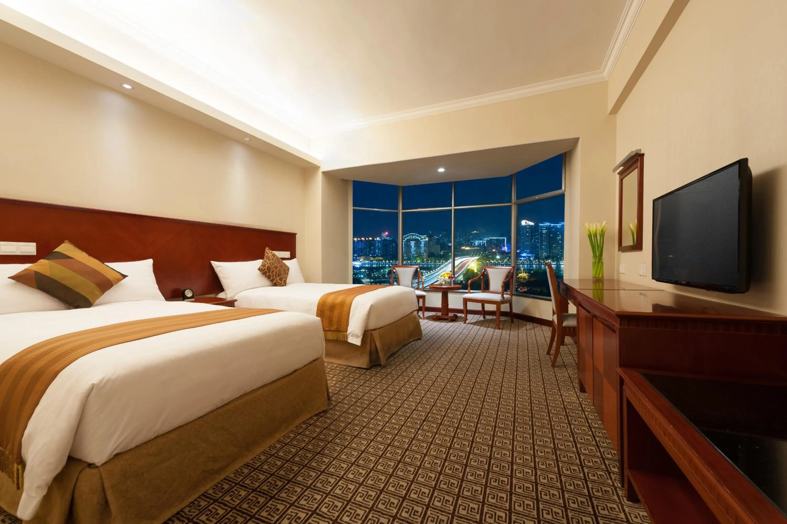 Bed in Ramada by Wyndham Pearl Guangzhou-Canton Fair Free Shuttle Bus