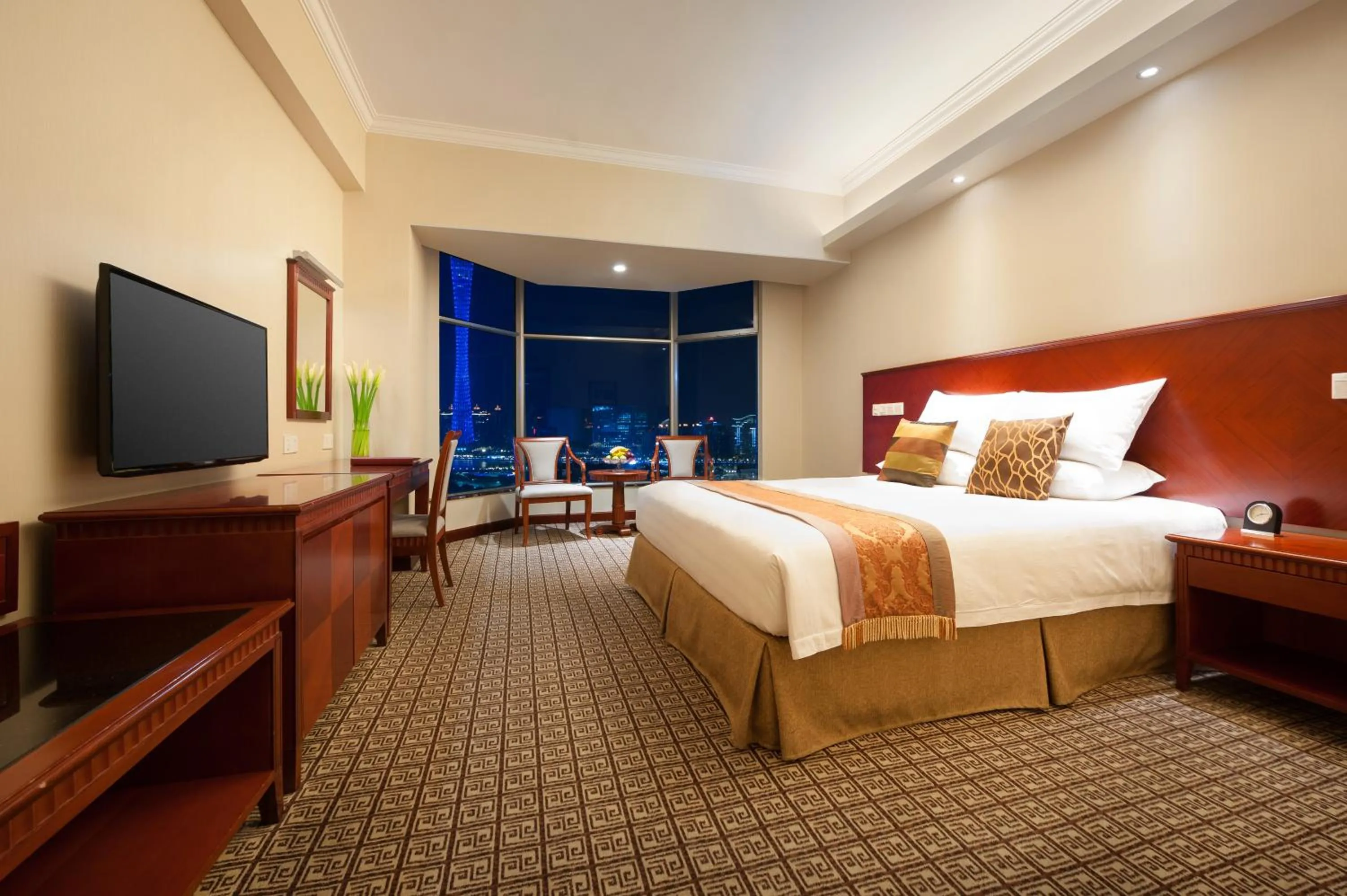 Bed in Ramada by Wyndham Pearl Guangzhou-Canton Fair Free Shuttle Bus